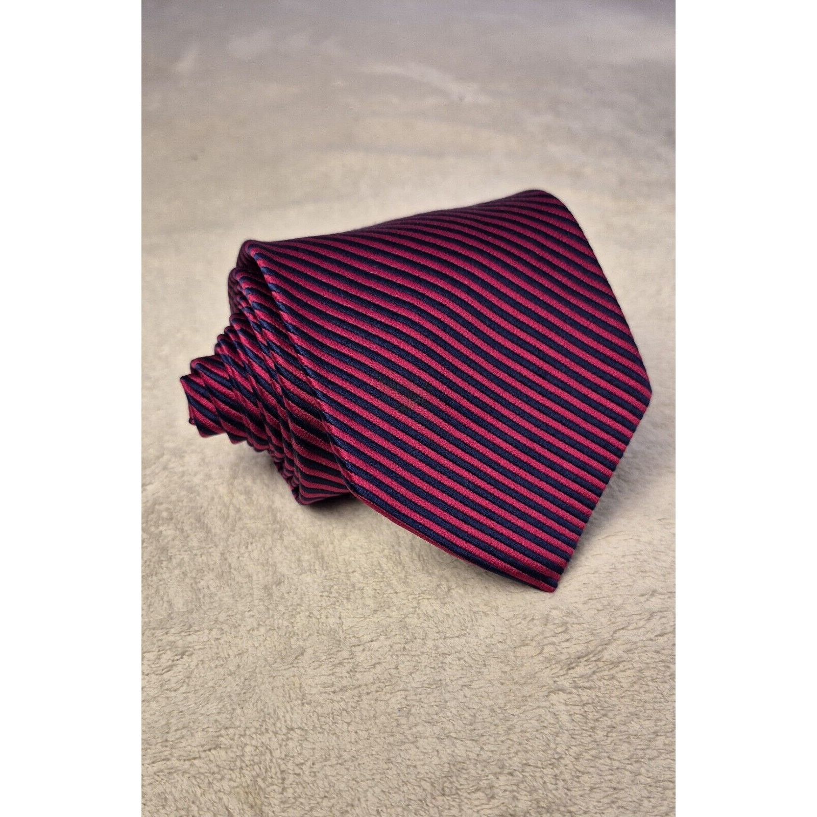 Brooks Brothers Brooks Brothers Makers Repp Silk Tie Burgandy & Navy England Size ONE SIZE - 1 Thumbnail