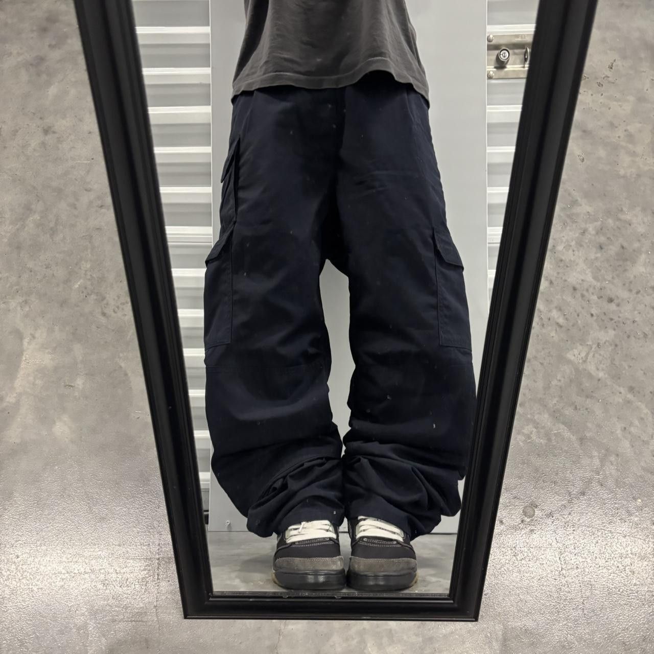 Japanese Brand × Vintage Crazy Vintage Y2K/2000s Baggy Black Streetwear Skater Workwear Cargo Pants! Size US 33 - 1 Thumbnail