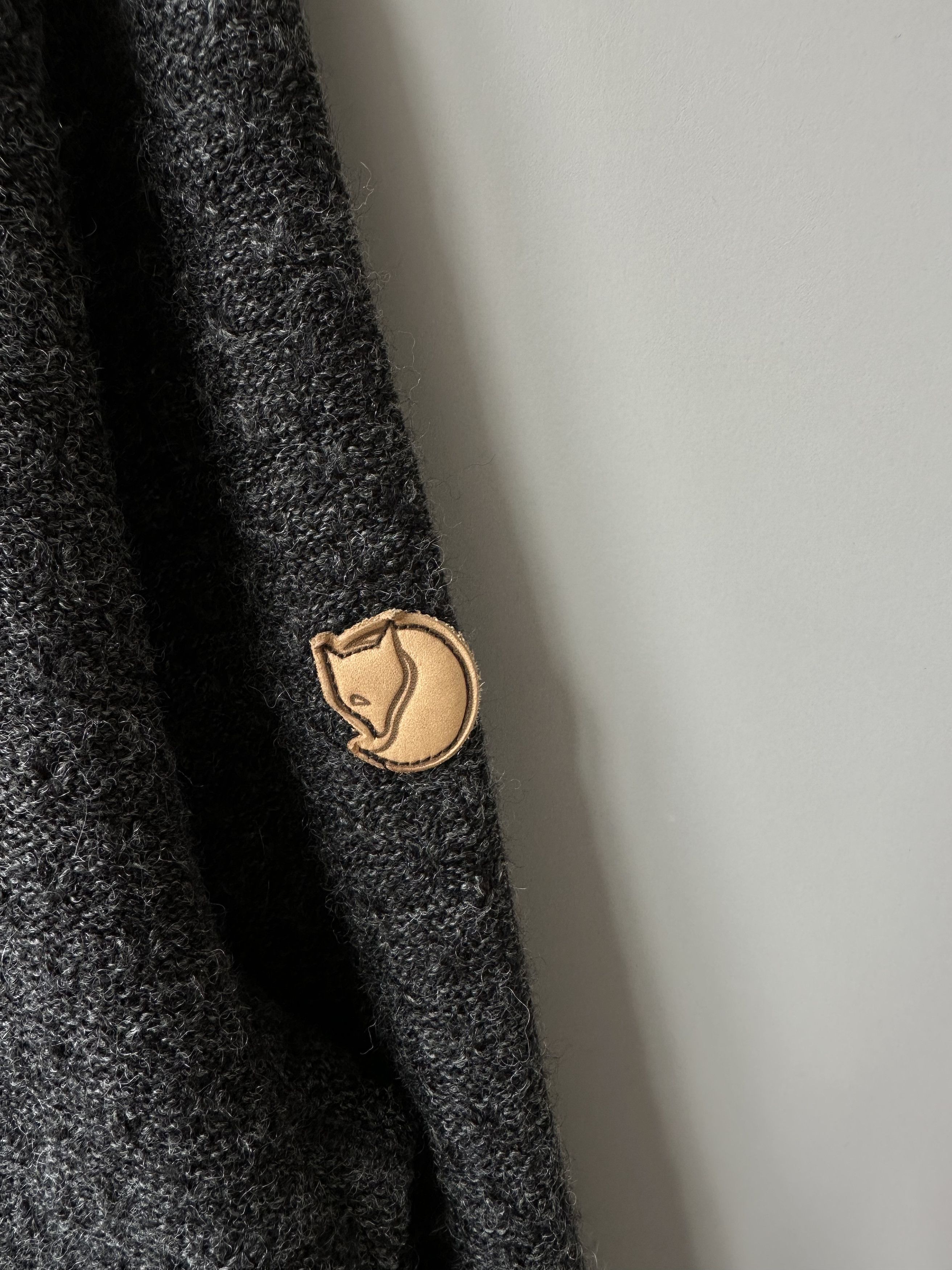 Fjallraven Fjallraven Grey Fleece Zip Jacket Men's Large Size US L / EU 52-54 / 3 - 3 Thumbnail
