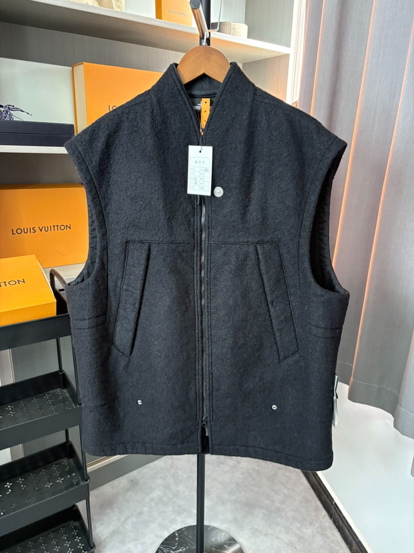 Stone Island Stone Island Wool Tank Top XL Men Size US XL / EU 56 / 4 - 1 Thumbnail