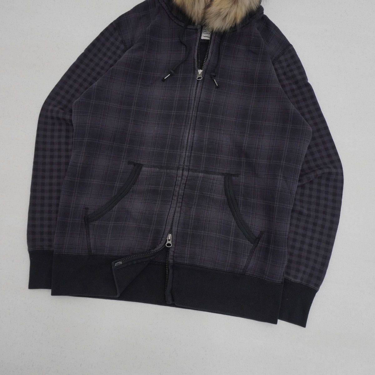 Japanese Brand 90s Japanese Double Zip Plaid Hoodie Fur Hoodie HG style Size US L / EU 52-54 / 3 - 3 Thumbnail