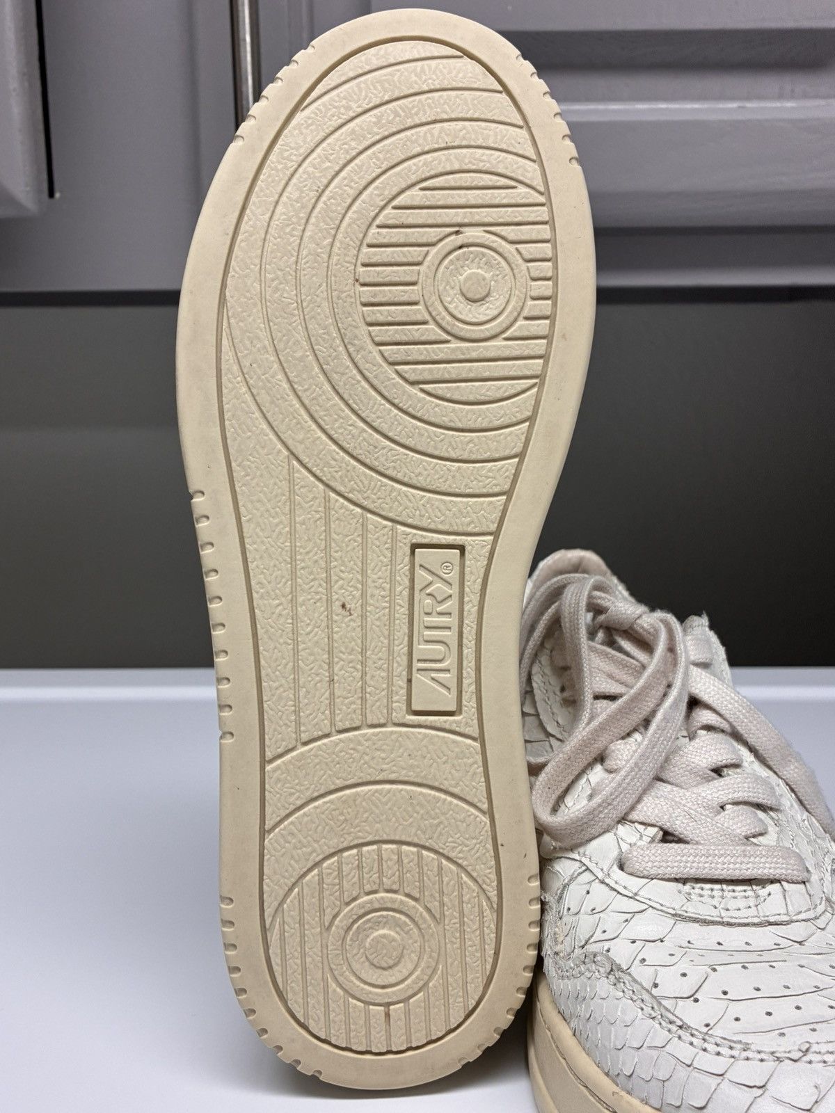 AUTRY Autry Medalist Sneakers Python Print Leather Size 38 US 8 Size US 8 / IT 38 - 12 Thumbnail