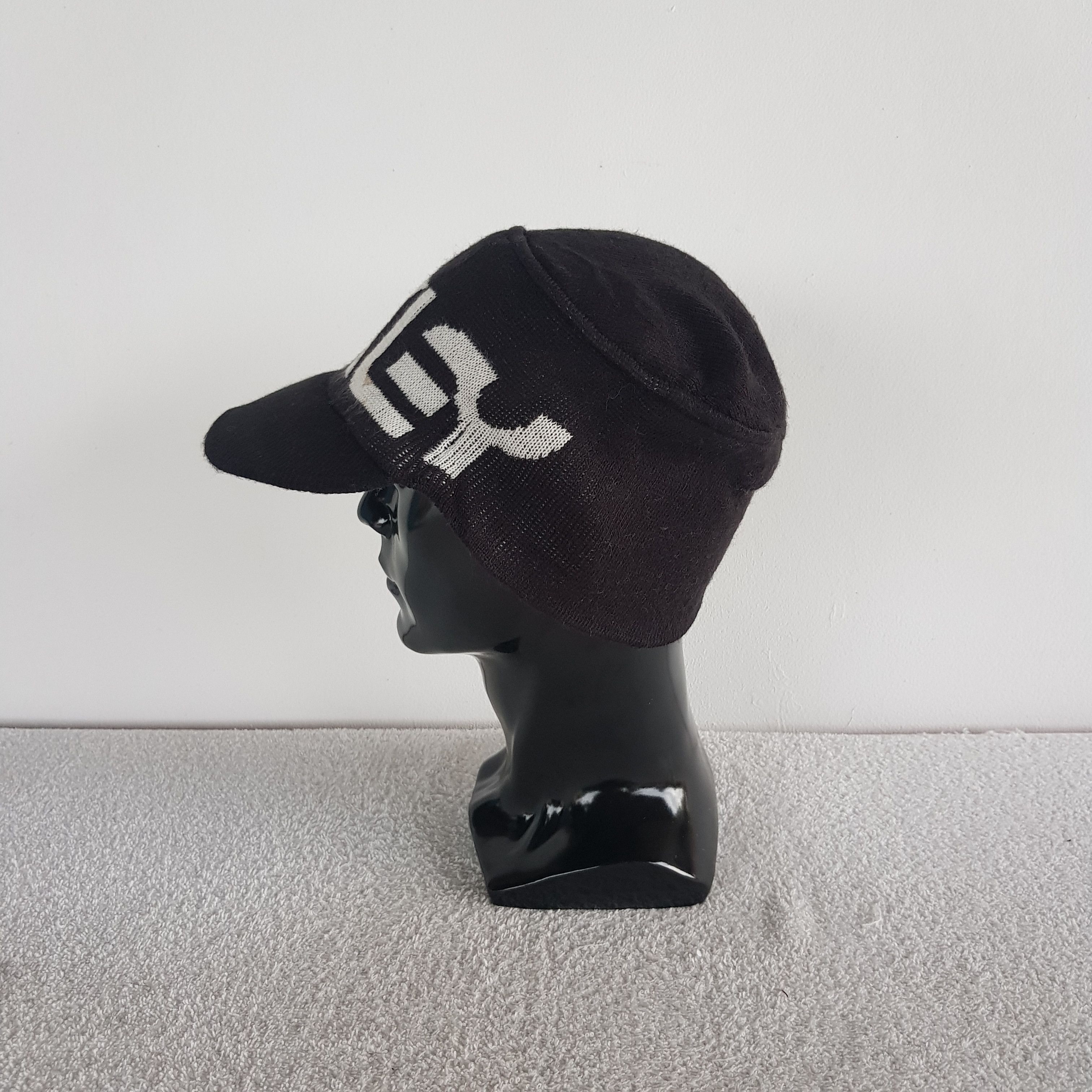 Oakley Vintage Oakley Beanie Snow Caps Hats. Size ONE SIZE - 4 Thumbnail