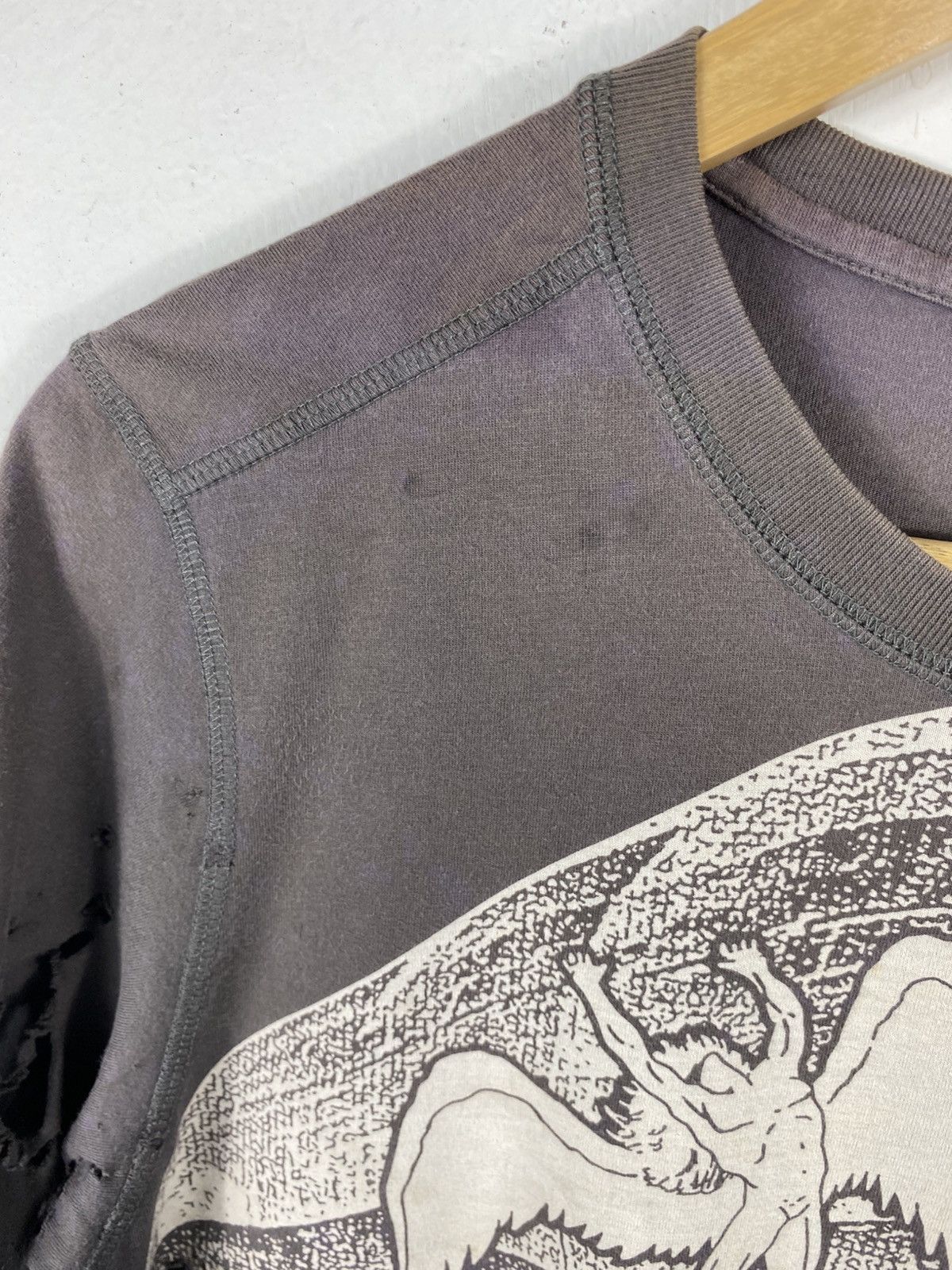 Uniqlo Distressed Uniqlo X Led Zeppelin Big Print T-Shirt Size US M / EU 48-50 / 2 - 8 Thumbnail