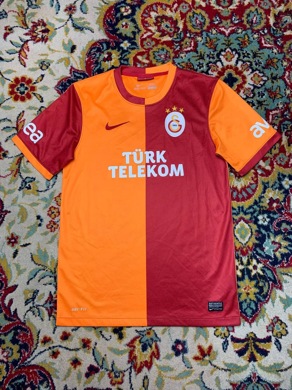 Nike GALATASARAY 2013 2014 HOME FOOTBALL SHIRT SOCCER JERSEY Size US S / EU 44-46 / 1 - 1 Thumbnail