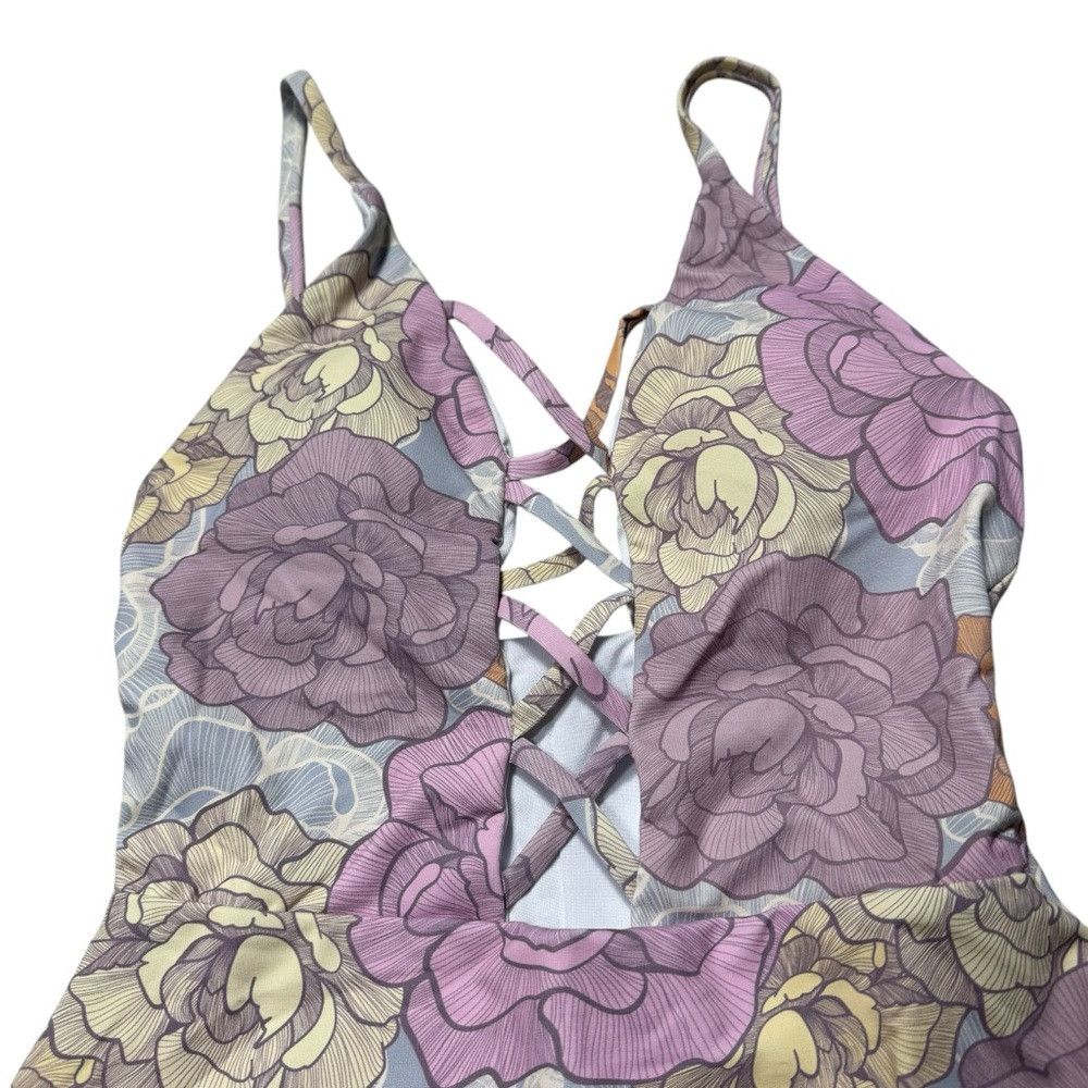 Other NWT New Dippin' Daisy's Bliss Floral Swimsuit Size S Size S / US 4 / IT 40 - 9 Thumbnail