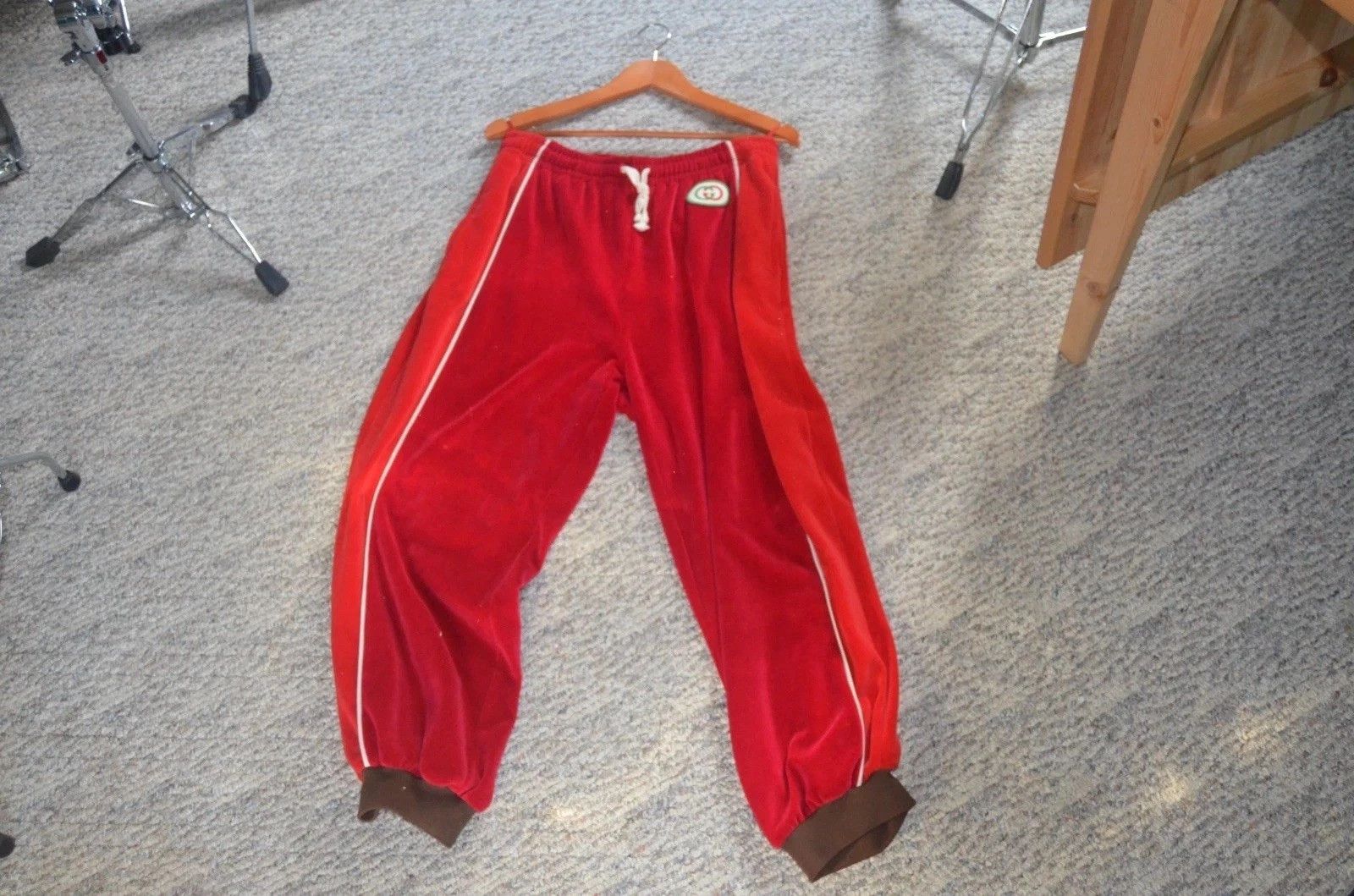 Gucci Gucci GG Velvet Track Pants Red White Logo XL Size 25" / US 0 / IT 36 - 3 Thumbnail
