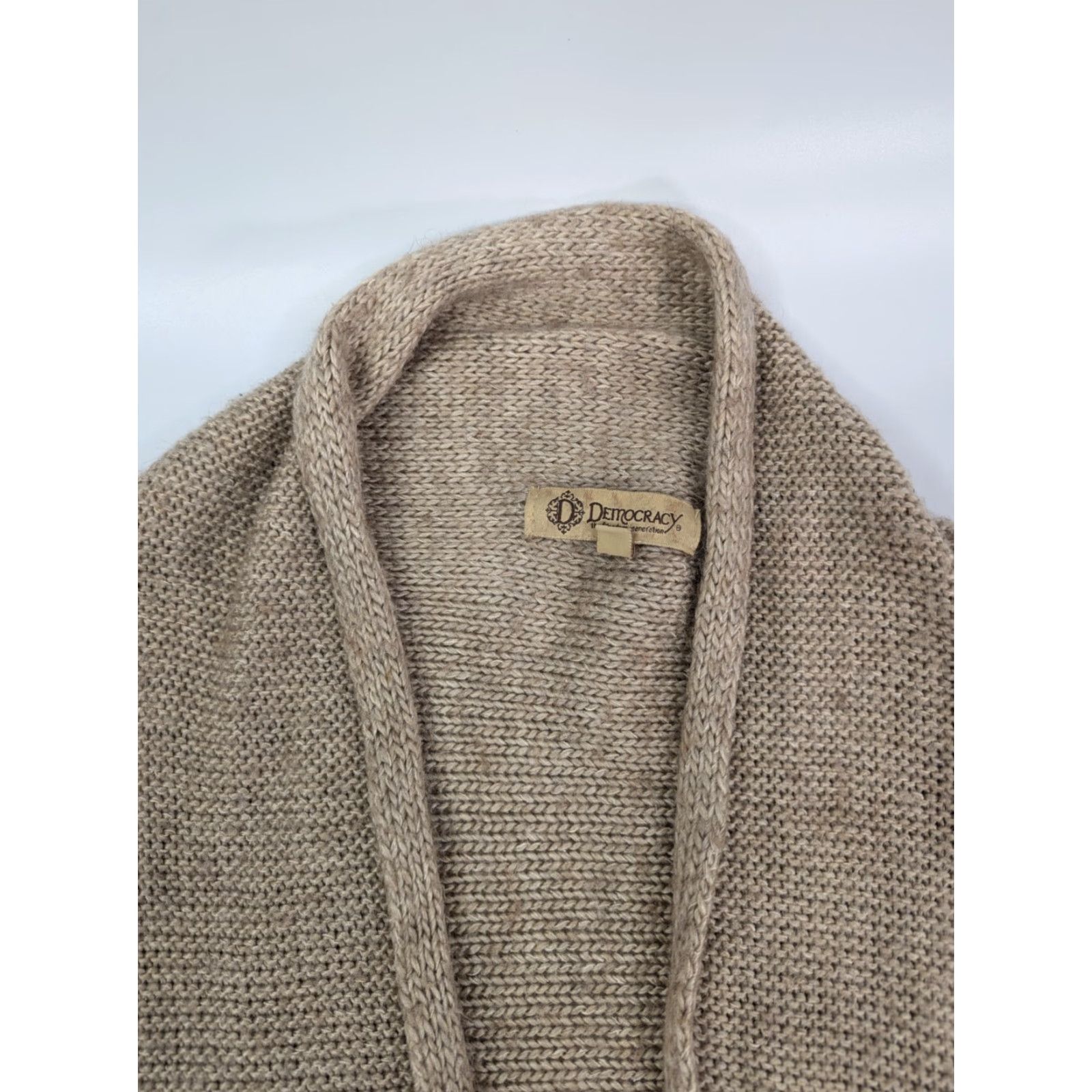 Vintage VINTAGE? (No) Democracy Cardigan Long Sleeve Open Front Fringe Knit Beige Size M Womens Sweater Fringe Hem Cozy Knit Fall Winter Size M / US 6-8 / IT 42-44 - 7 Thumbnail