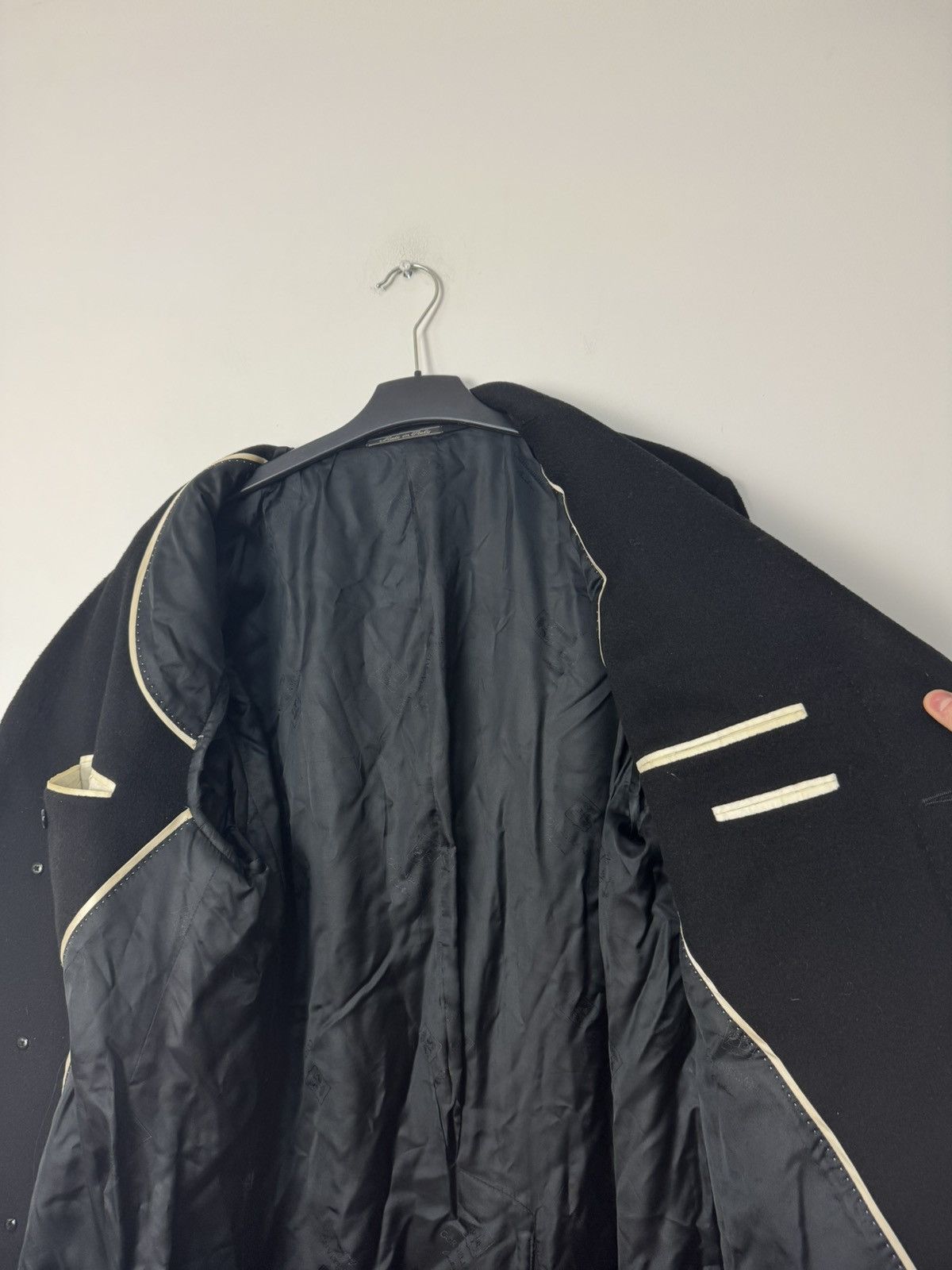 Corneliani Corneliani Black Virgin Wool Overcoat Made in Italy Size US L / EU 52-54 / 3 - 8 Thumbnail
