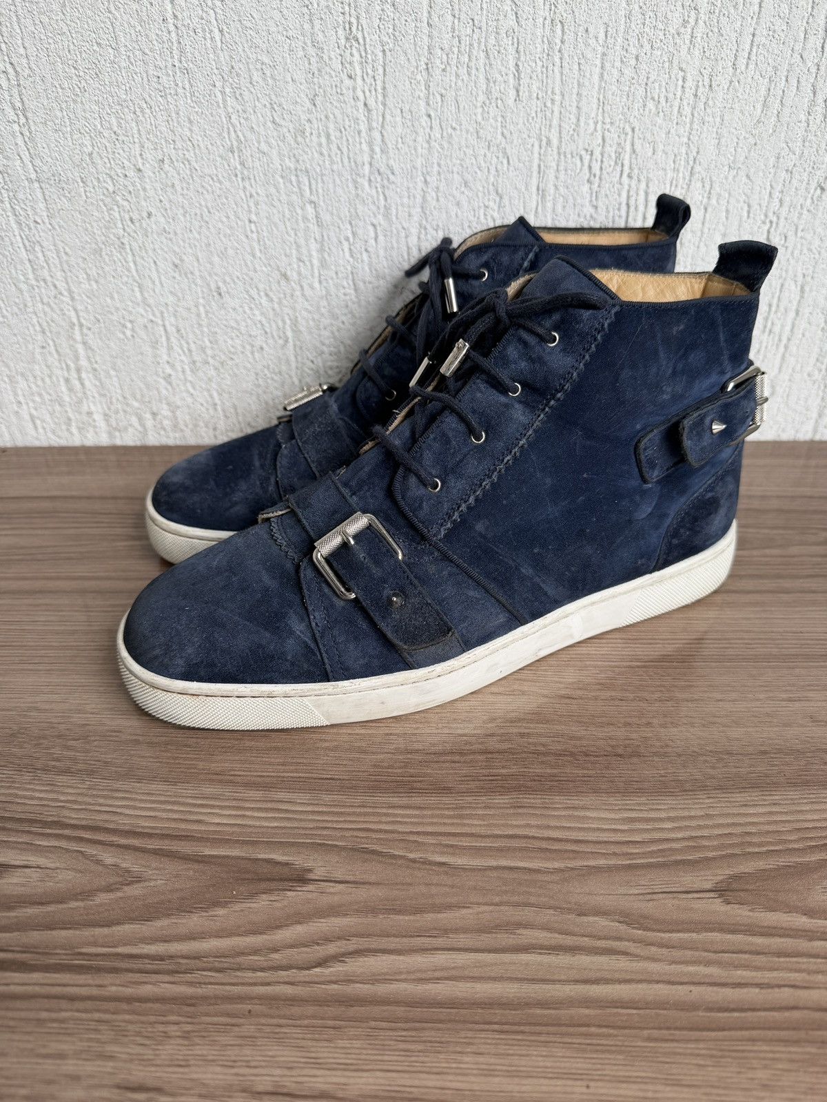 Christian Louboutin Suede nono strap flats sneaker Size US 9 / EU 42 - 1 Thumbnail