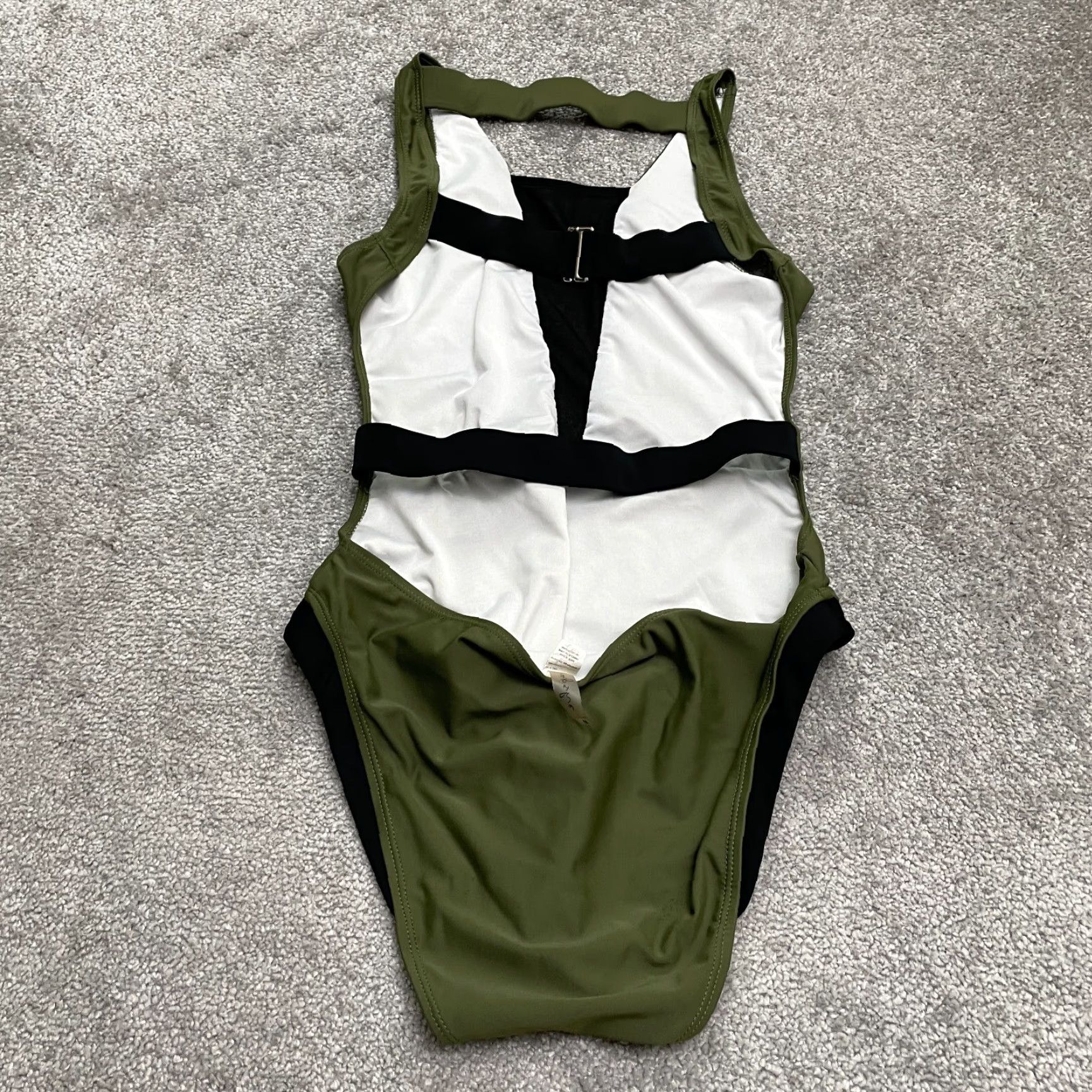 Vintage CUPSHE One Piece Swimwear Bodysuit Women's Medium Green Backless Beach Summer Bathing Suit Adult M Green Backless Women's Size M / US 6-8 / IT 42-44 - 2 Thumbnail