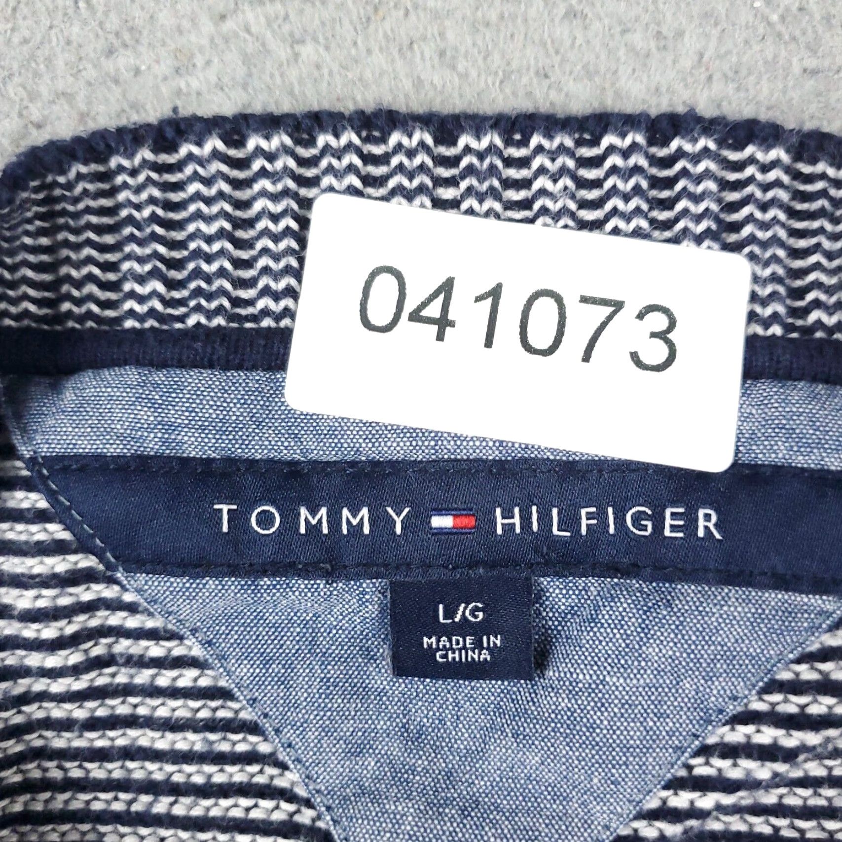 Tommy Hilfiger Tommy Hilfiger Sweater Mens Large Blue Striped Crew Neck Pullover Cotton Regular Fit Size US L / EU 52-54 / 3 - 8 Thumbnail