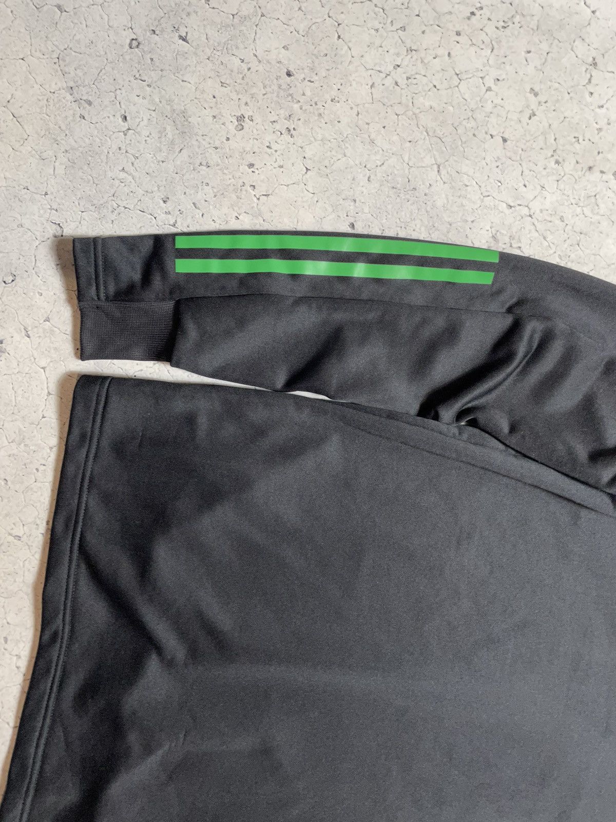 Adidas Vintage Adidas FC Celtic Y2K Football Hoodie Size US M / EU 48-50 / 2 - 3 Thumbnail