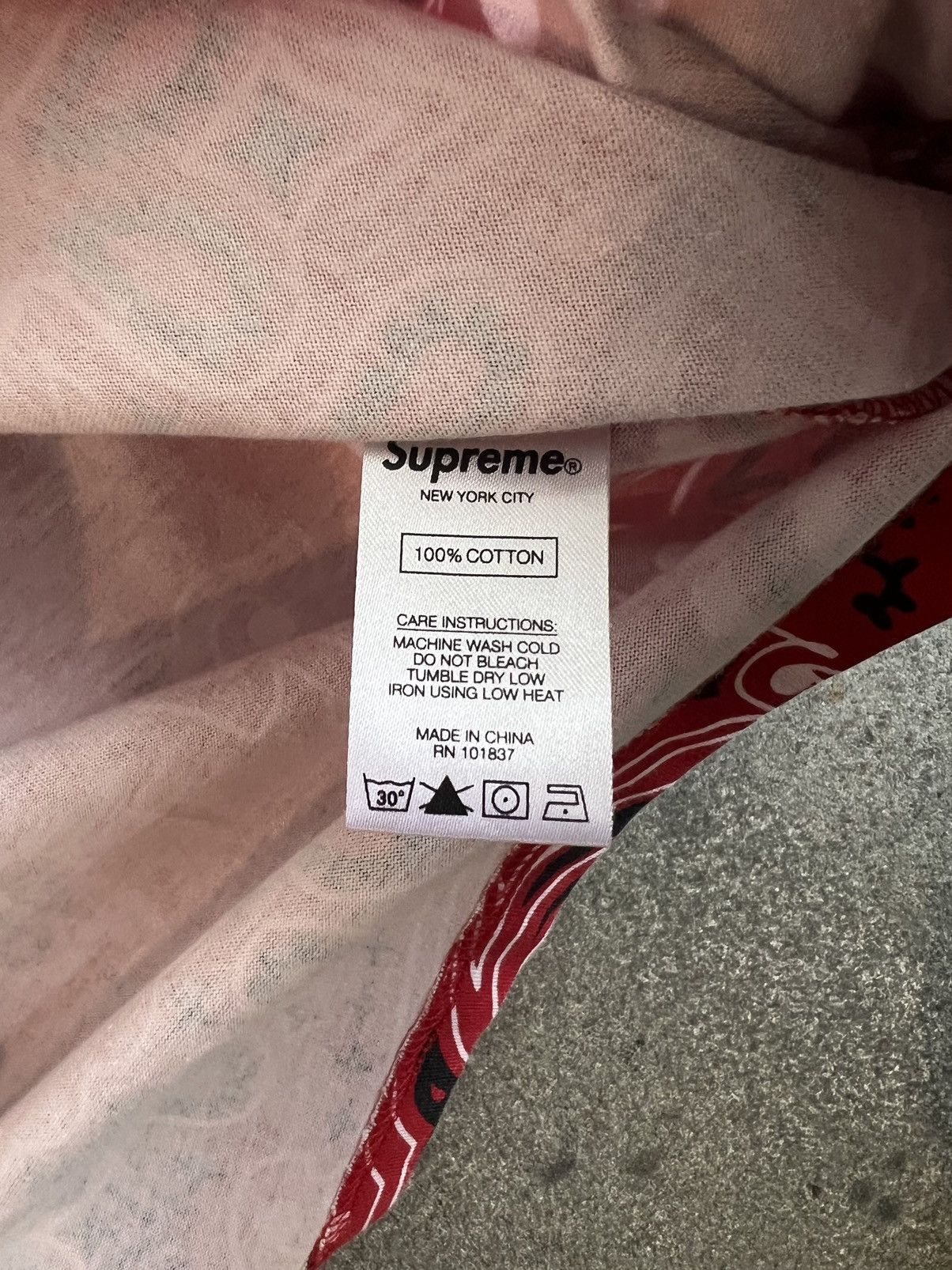 Supreme Supreme Small Box Logo tee Size US L / EU 52-54 / 3 - 4 Thumbnail