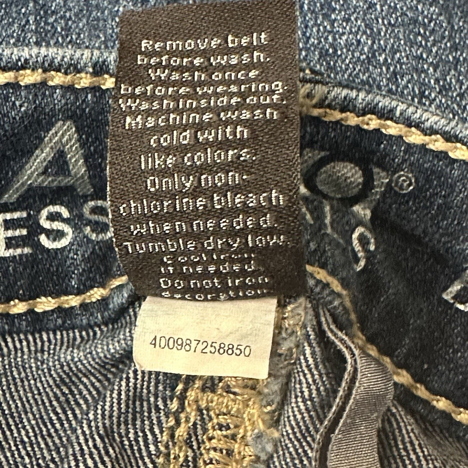 Apt. 9 APT 9 Women’s Size 6 Bermuda Jean Shorts Dark Wash Stretch Size 28" / US 6 / IT 42 - 9 Thumbnail