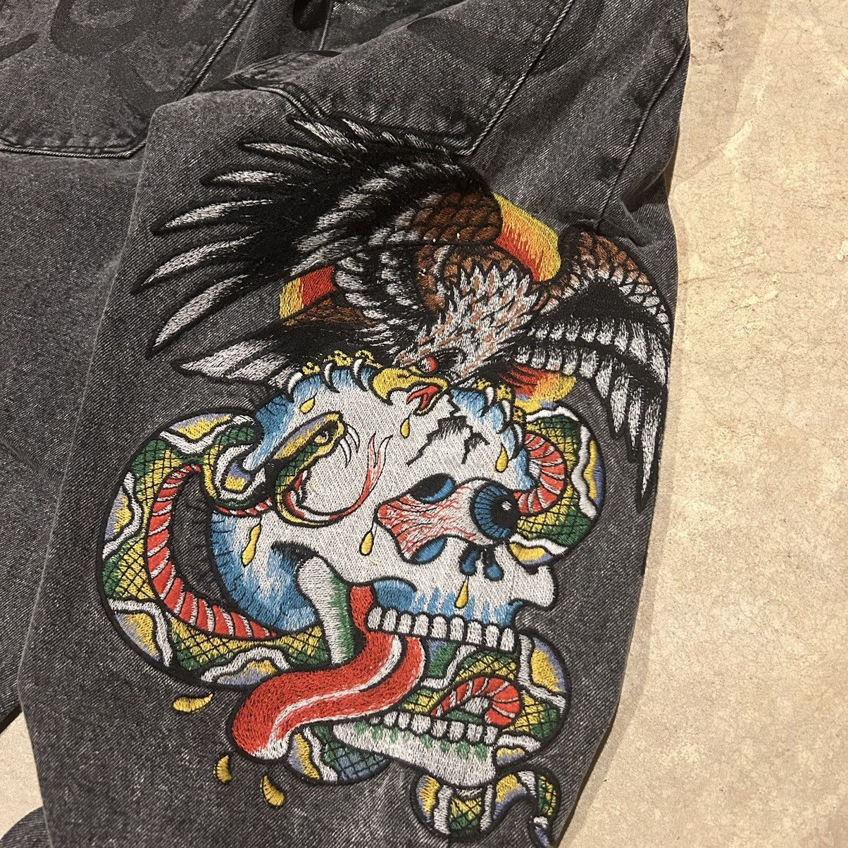 Ed Hardy × Vintage Crazy Vintage Y2K Ed Hardy Script Embroidered Baggy Jeans Size US 36 / EU 52 - 5 Thumbnail