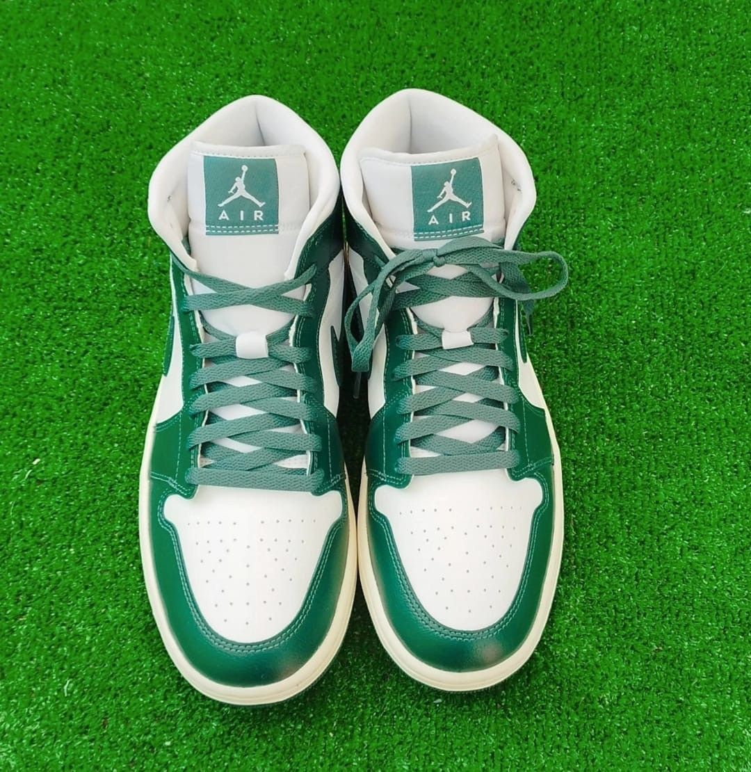 Jordan Brand Shoes Air Jordan 1 Unisex. Size US 9 / EU 42 - 2 Thumbnail