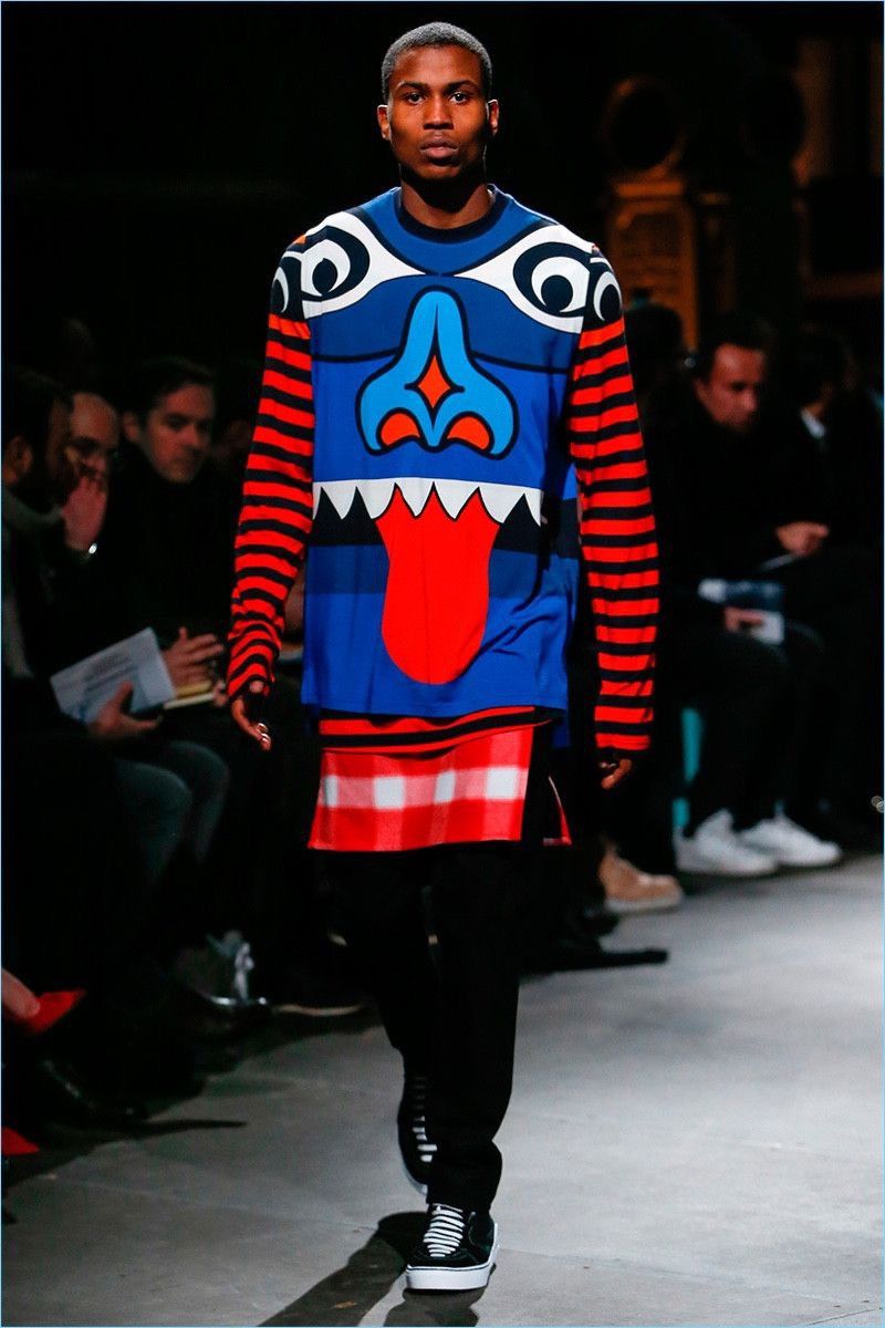 Givenchy Givenchy - F/W ‘17 - Totem Print Cotton Sweatshirt Size US XS / EU 42 / 0 - 22 Thumbnail