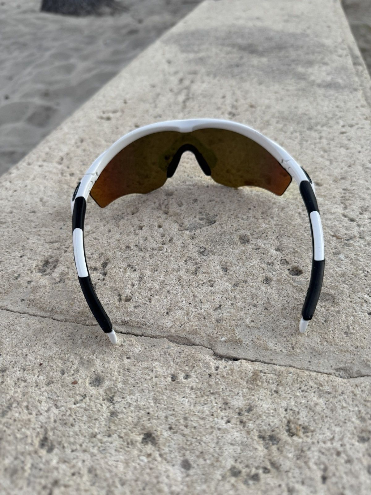 Oakley OAKLEY SUNGLASSES LIKE NEW WHITE Size ONE SIZE - 3 Thumbnail