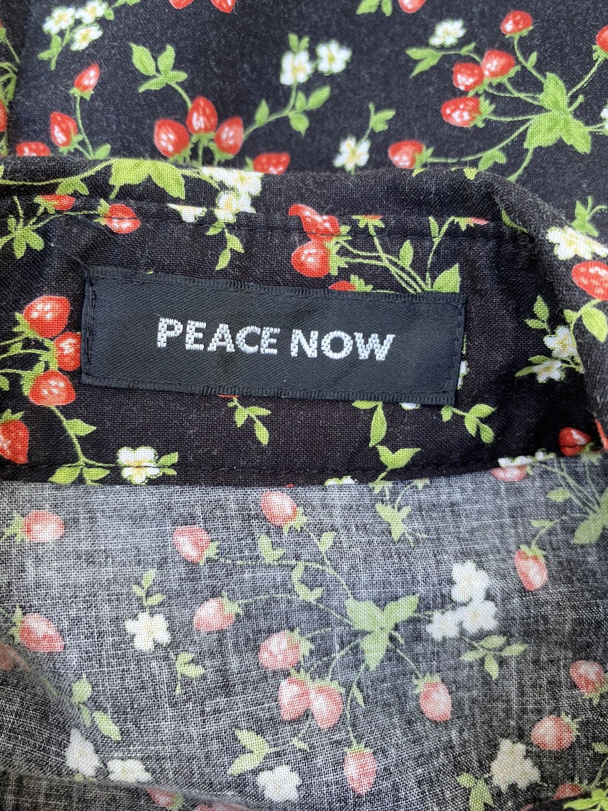 Japanese Brand × Seditionaries Peace Now Strawberry printed Ruffle Puff Blouse shirt Size M / US 6-8 / IT 42-44 - 4 Thumbnail