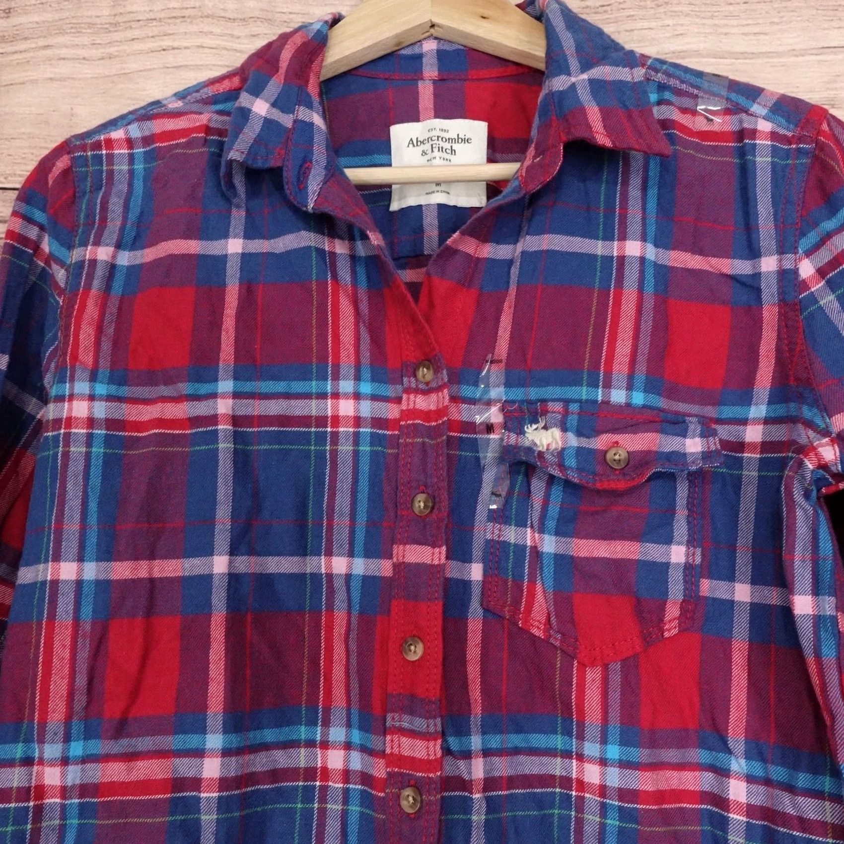Abercrombie & Fitch Abercrombie & Fitch Button-Up Womens M Red Plaid Long Sleeve Flannel Shirt Size M / US 6-8 / IT 42-44 - 2 Thumbnail