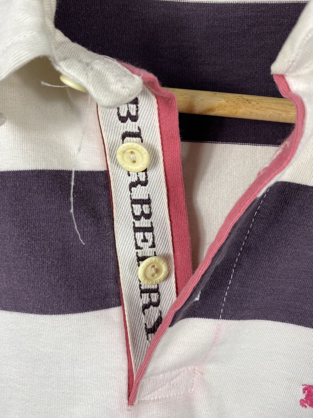 Burberry Burberry London Stripe Small Logo Embroidery Long Sleeve Size US S / EU 44-46 / 1 - 8 Thumbnail