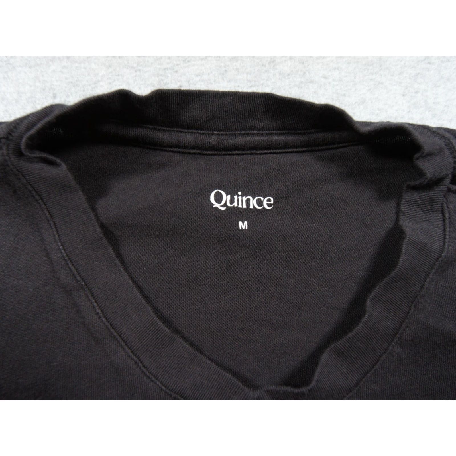 Quince Quince Shirt Mens Medium Black Vneck Tee Short Sleeve Preppy Casual Adult Shirt Mens Vneck Short Sleeve Black 90s? Size US M / EU 48-50 / 2 - 5 Thumbnail