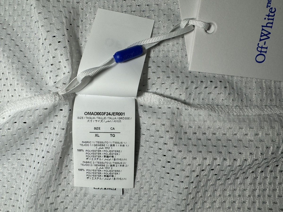 Off-White Off-White Gothic Logo Mesh Jersey and Shorts Set Size XL Size US XL / EU 56 / 4 - 17 Thumbnail