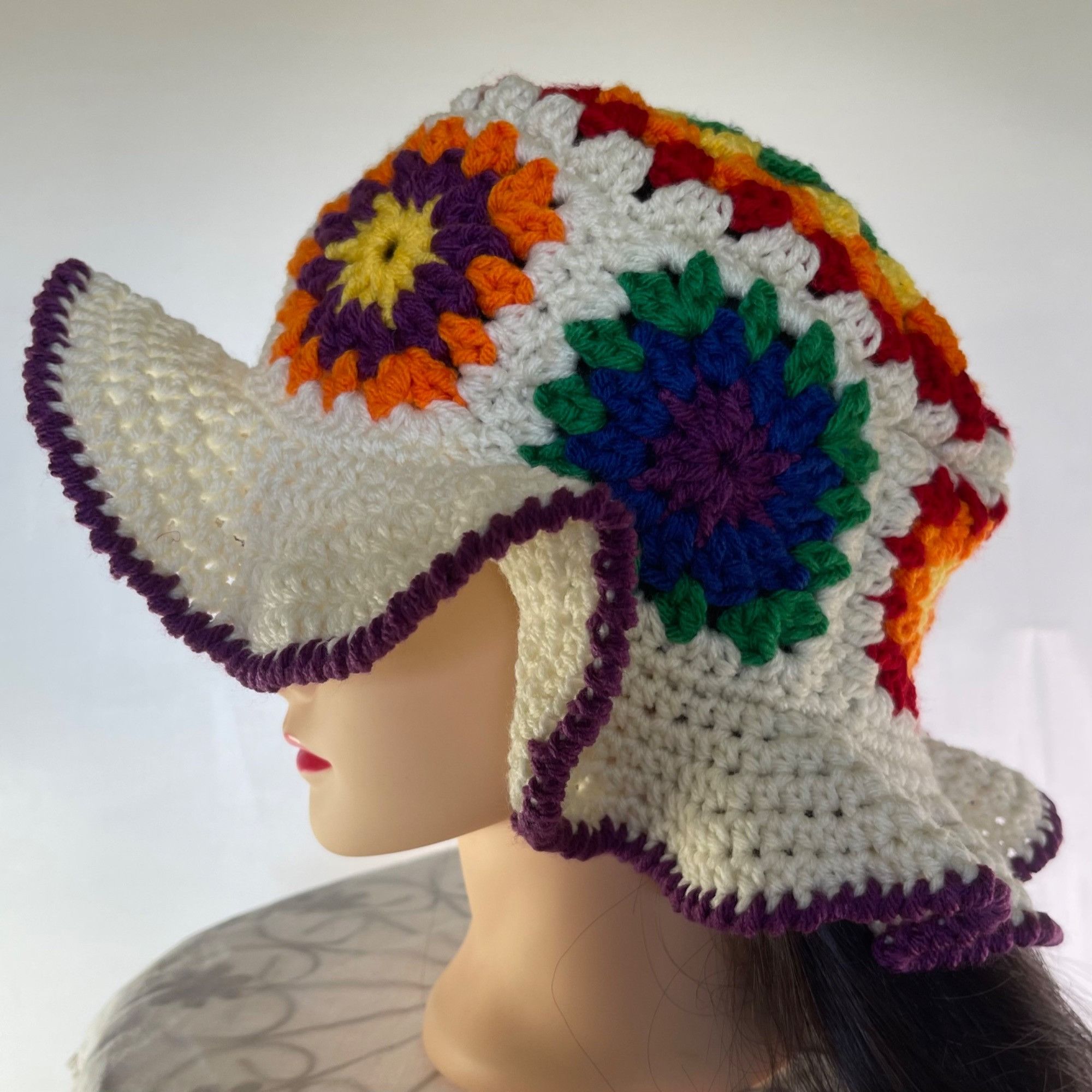 Handmade Crochet Bucket Hat Granny Square in Rainbow Colors and Off-W Size ONE SIZE - 2 Thumbnail