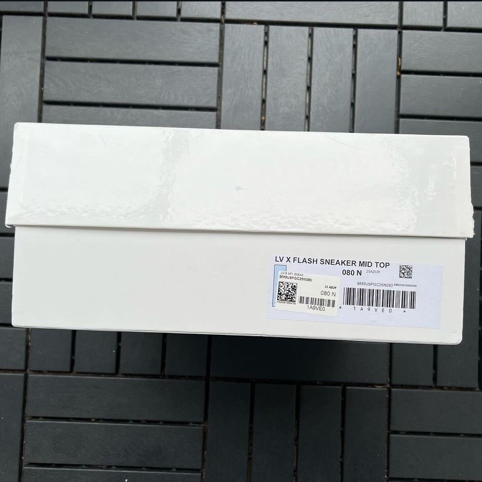 Louis Vuitton Louis Vuitton AF1 Mid Graffiti DS US 8 (EU 41) Size US 8 / EU 41 - 10 Thumbnail