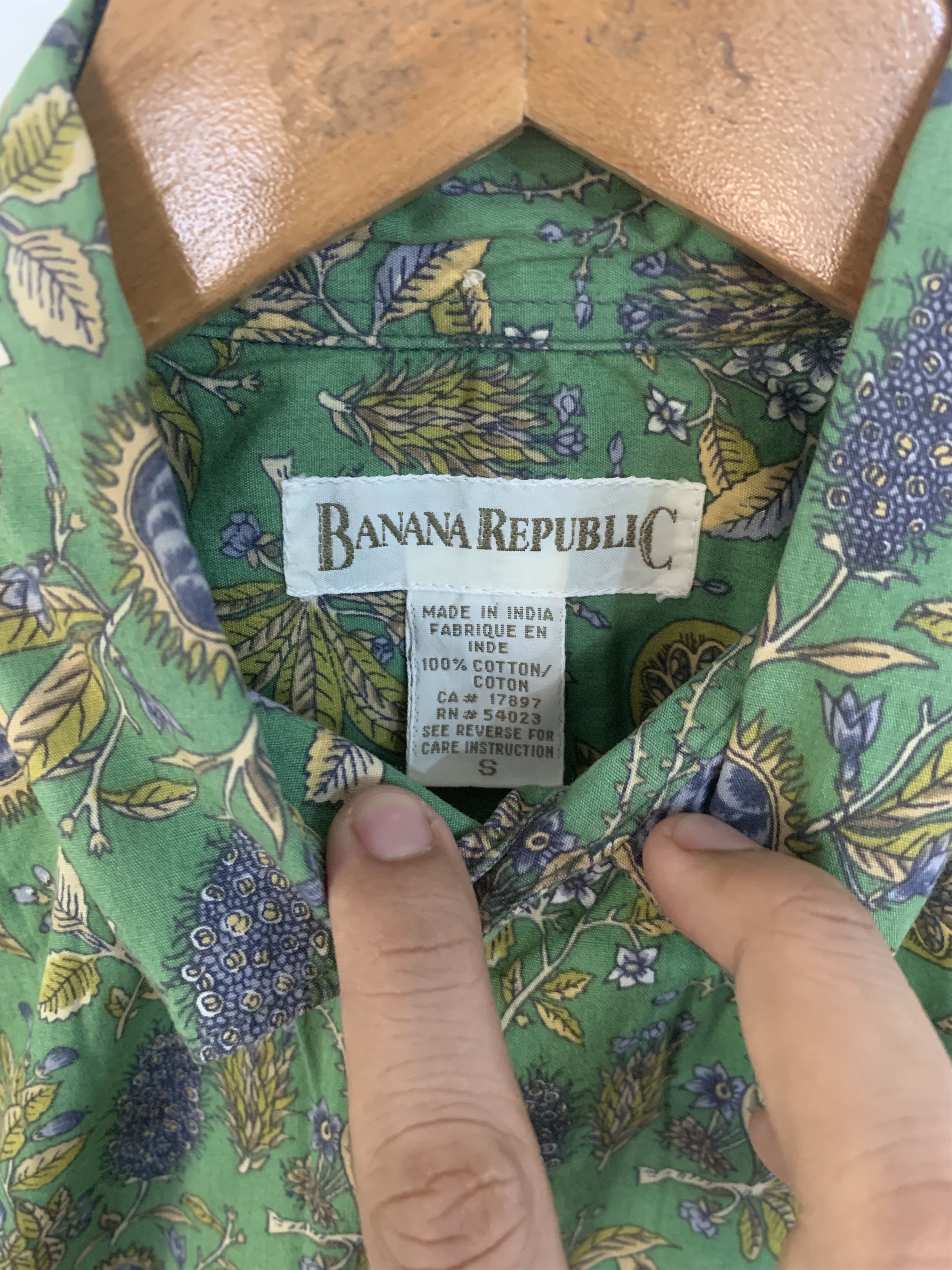 Banana Republic Vintage Banana Republic Long Sleeve Shirt Button Up Medium Size US M / EU 48-50 / 2 - 3 Thumbnail