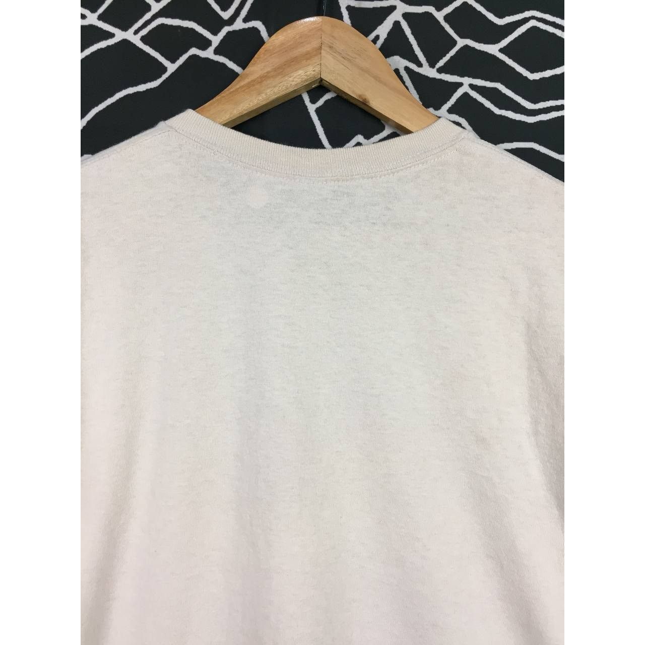 Gildan Gildan Heavy Cotton Road Tripping Classic Car Graphic Tee Size US M / EU 48-50 / 2 - 7 Thumbnail