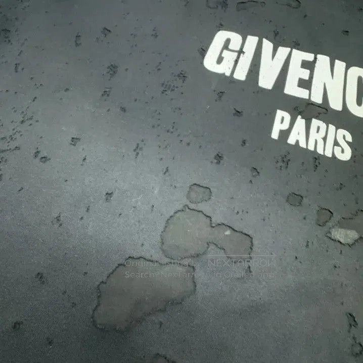Givenchy Givenchy Distressed Logo Short-Sleeve T-Shirt. Size US XS / EU 42 / 0 - 6 Thumbnail