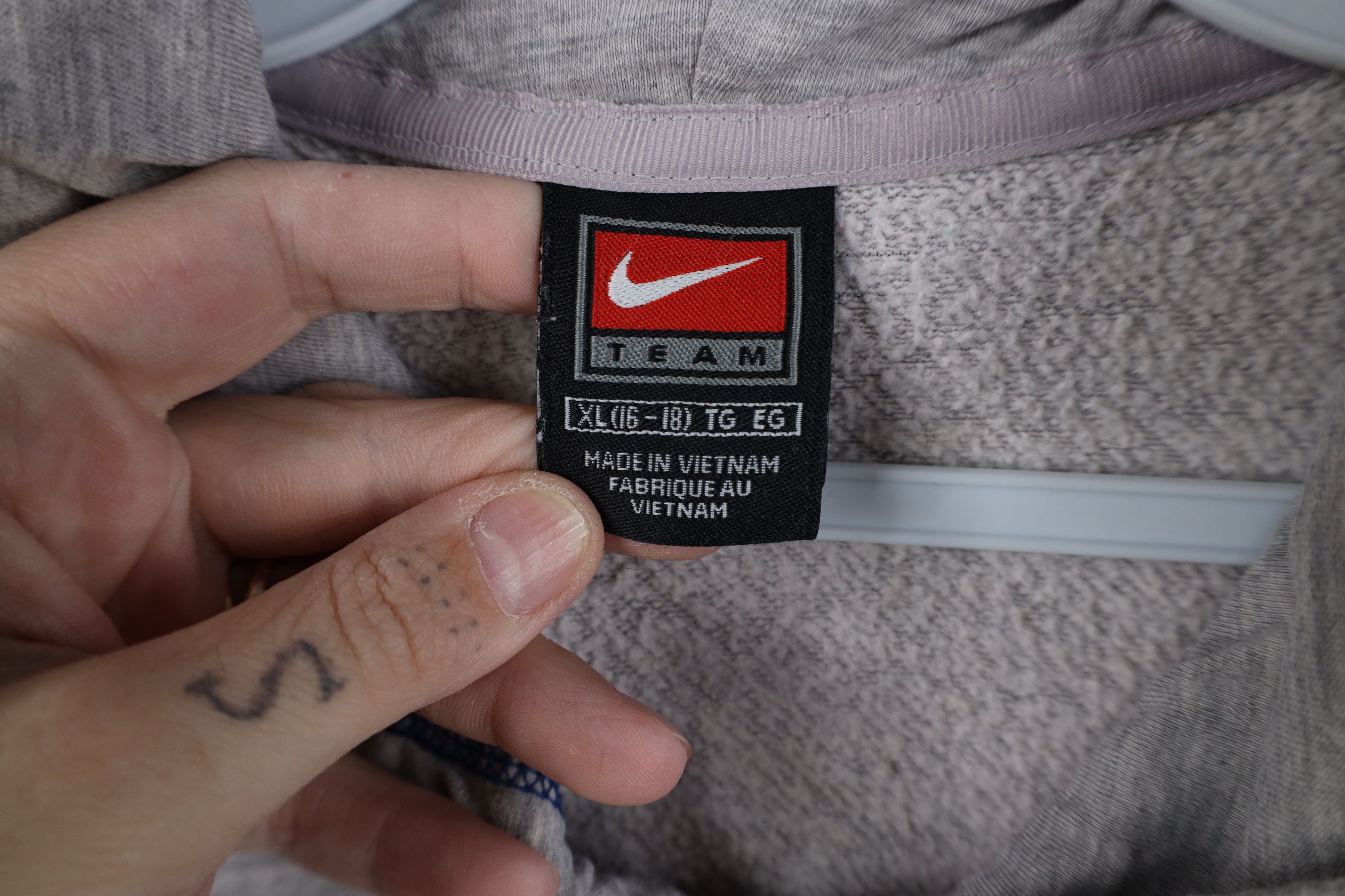 Nike Vintage Nike Scott Swoosh Duke University Full Zip Hoodie Size XL / US 12-14 / IT 48-50 - 9 Thumbnail