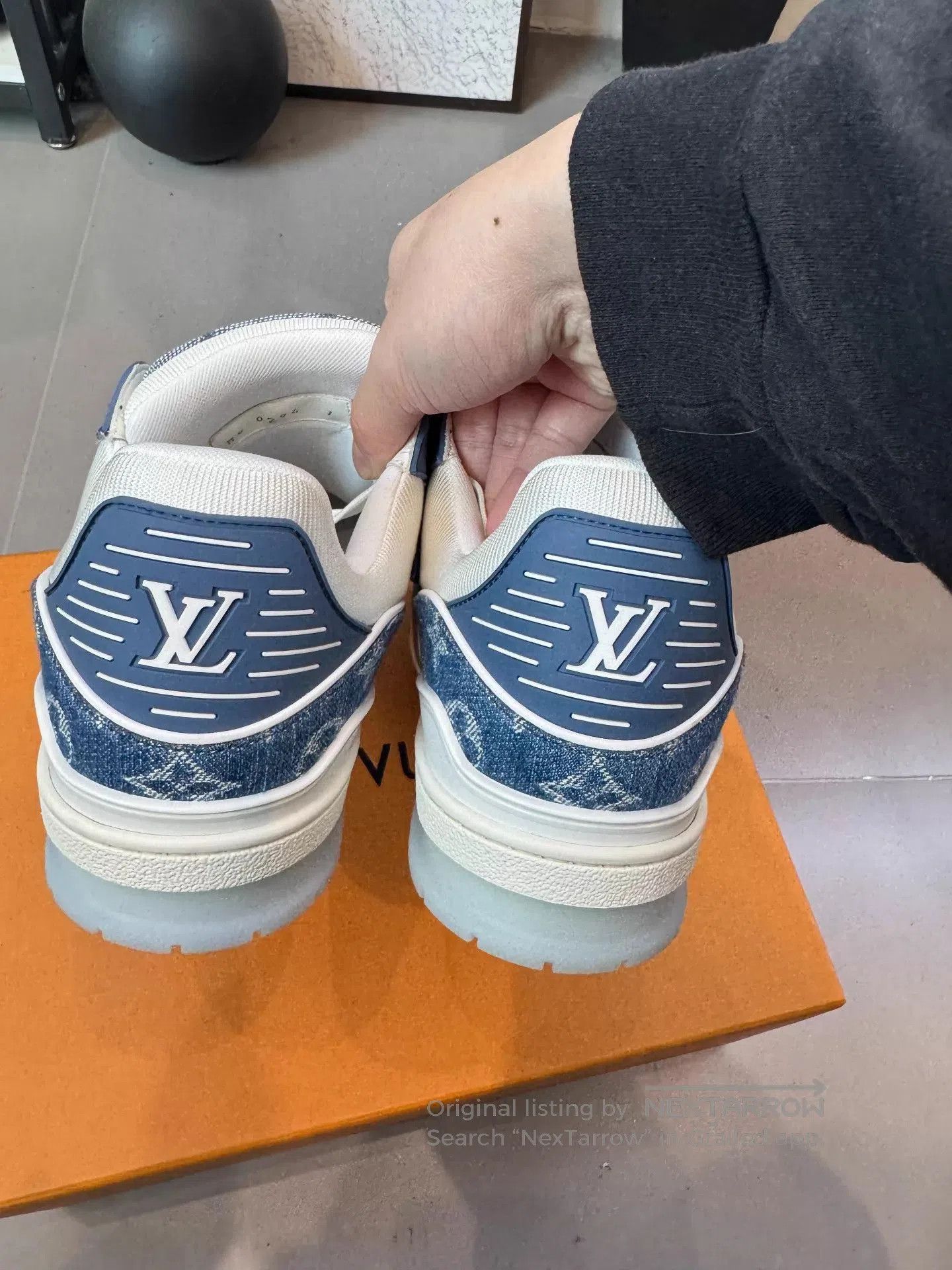 Louis Vuitton Blue Low. Size US 9 / EU 42 - 5 Thumbnail