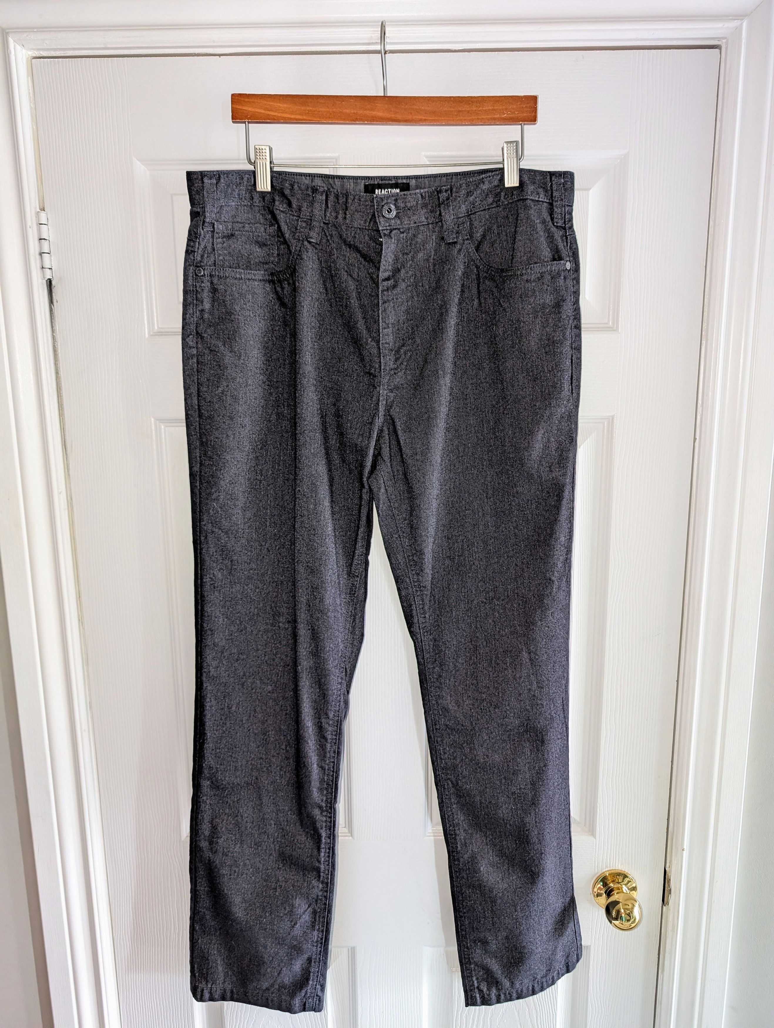 Kenneth Cole KENNETH COLE REACTION JEANS Size US 36 / EU 52 - 1 Thumbnail