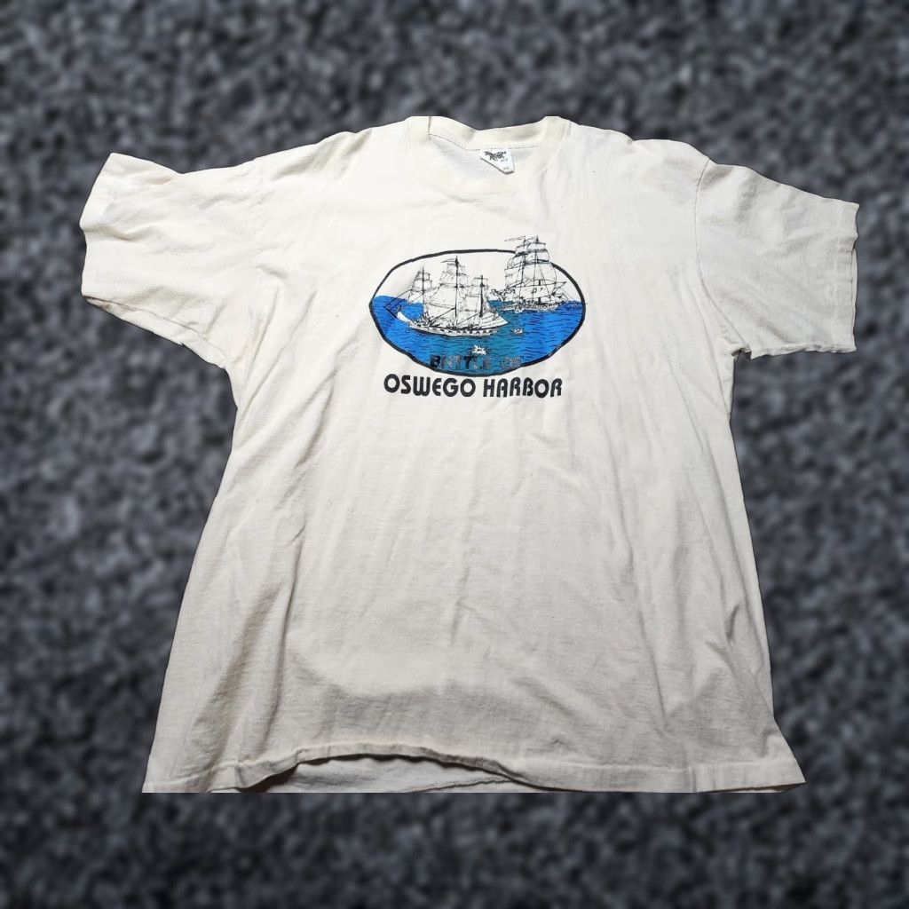 Vintage VINTAGE Tennessee River Battle at Oswego Harbor NY T Shirt Mens 2XL Beige Distressed USA 90s Boat Theme Size US XXL / EU 58 / 5 - 1 Thumbnail