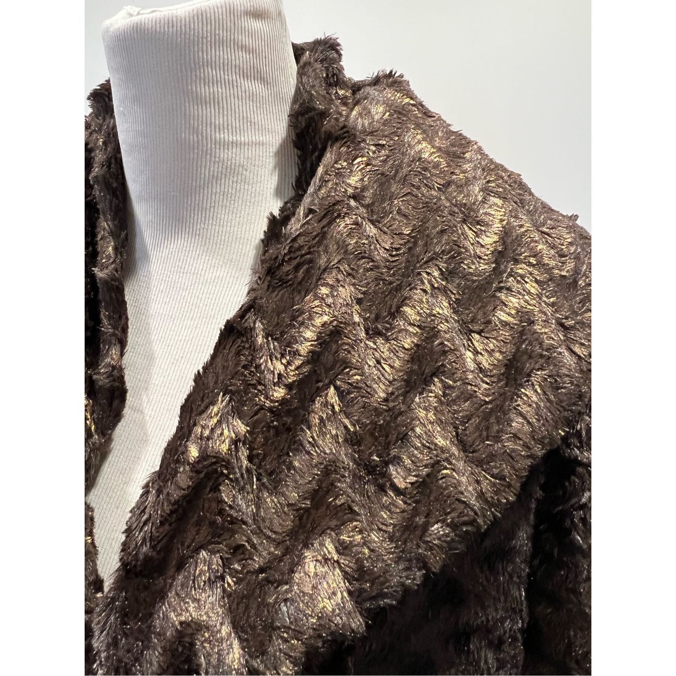 Alice + Olivia ALICE + OLIVIA Stacey Bendet Brown Copper Faux Fur Coat Jack Size S / US 4 / IT 40 - 6 Thumbnail
