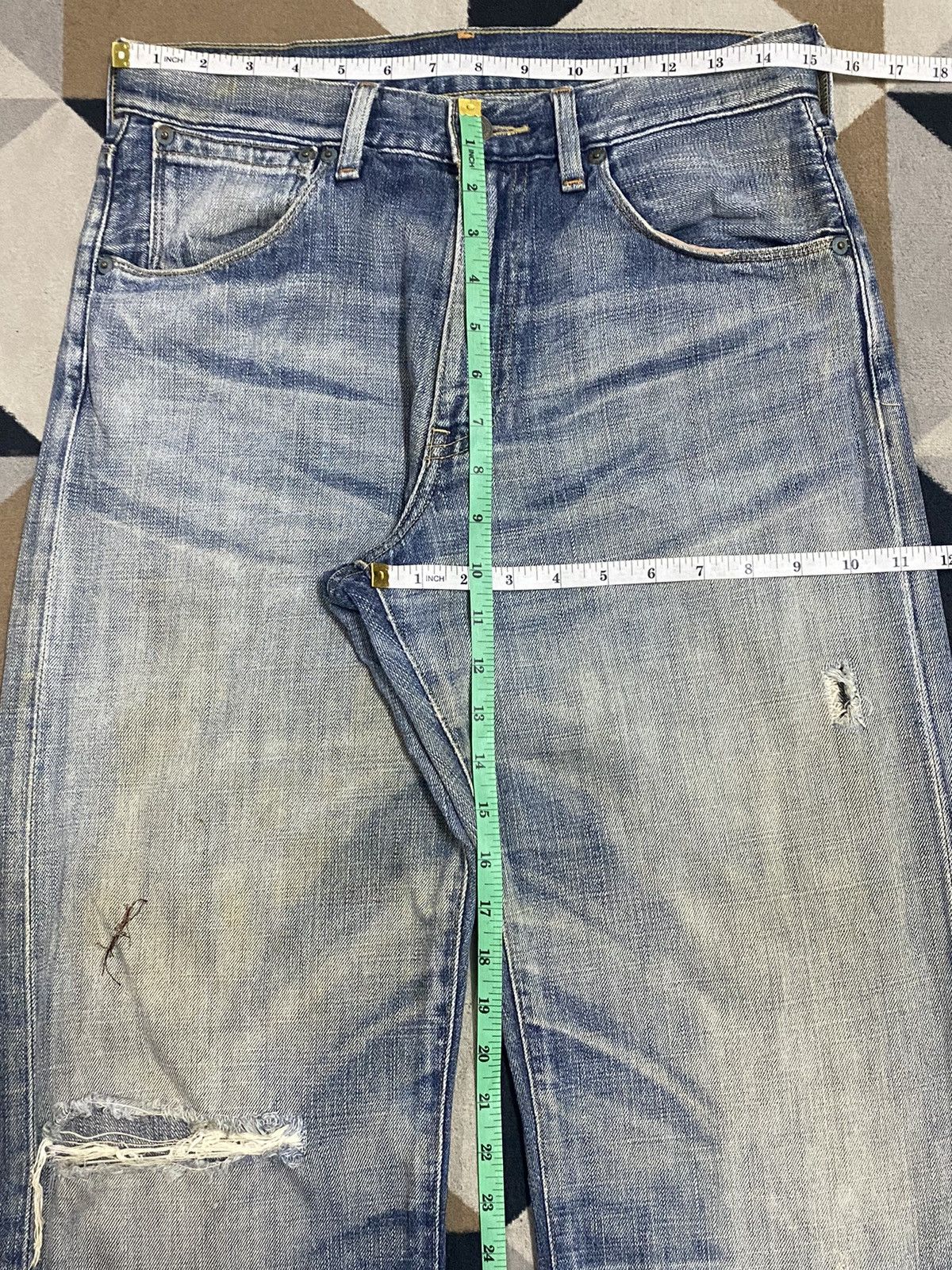 Levi's Vintage Levis553 Blue Wash Distresse Loose Jeans Size US 30 / EU 46 - 11 Thumbnail