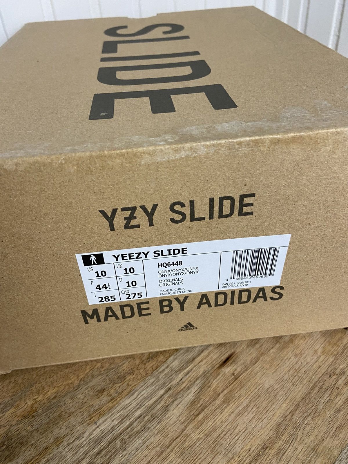 Adidas New adidas Yezzy Slide "Onyx" size us10 Size US 10 / EU 43 - 13 Thumbnail