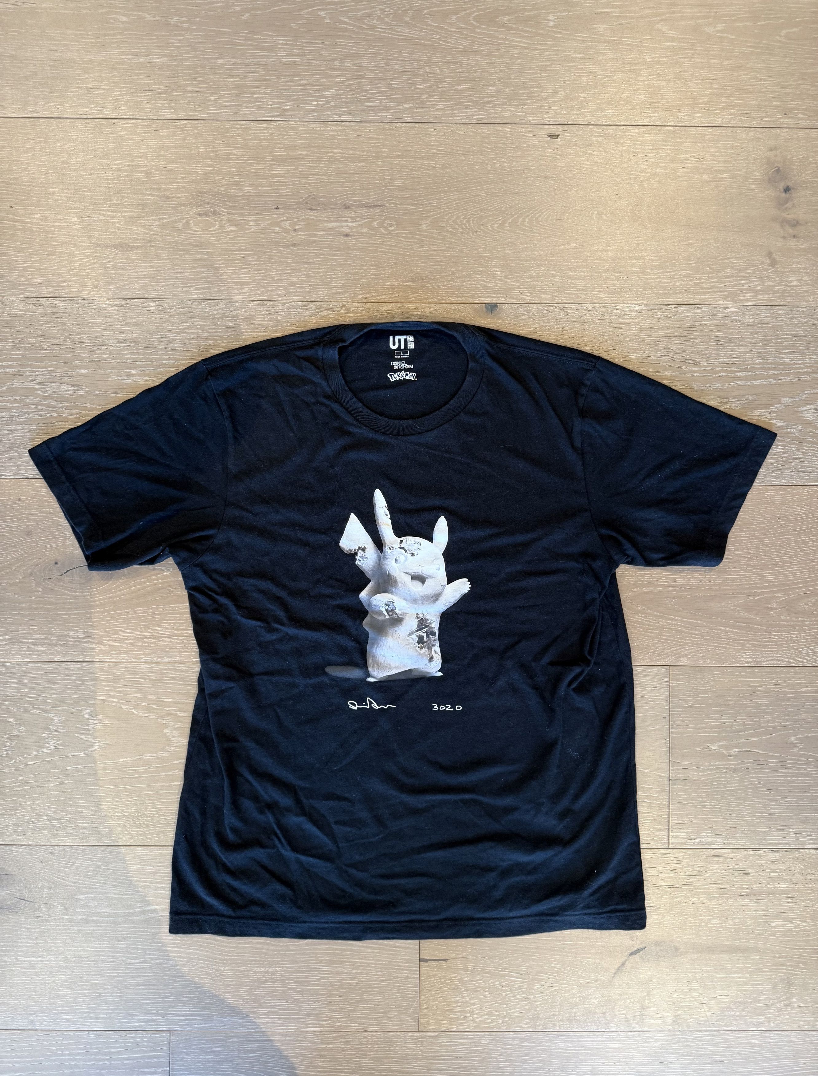 Daniel Arsham × Pokemon × Uniqlo 💚 Daniel Arsham x Pokemon x Uniqlo Pikachu Tee Black Size US L / EU 52-54 / 3 - 1 Thumbnail
