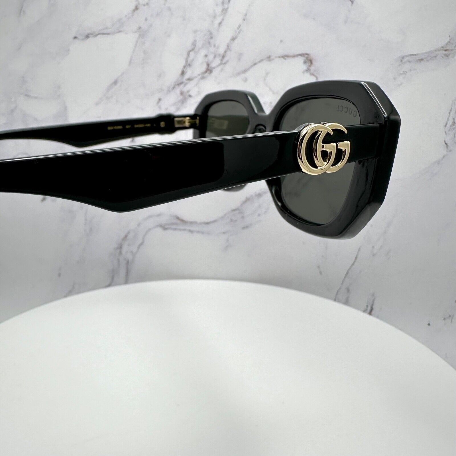 Gucci New Gucci Sunglasses Black Geometric Rectangle Gold GG Size ONE SIZE - 21 Thumbnail