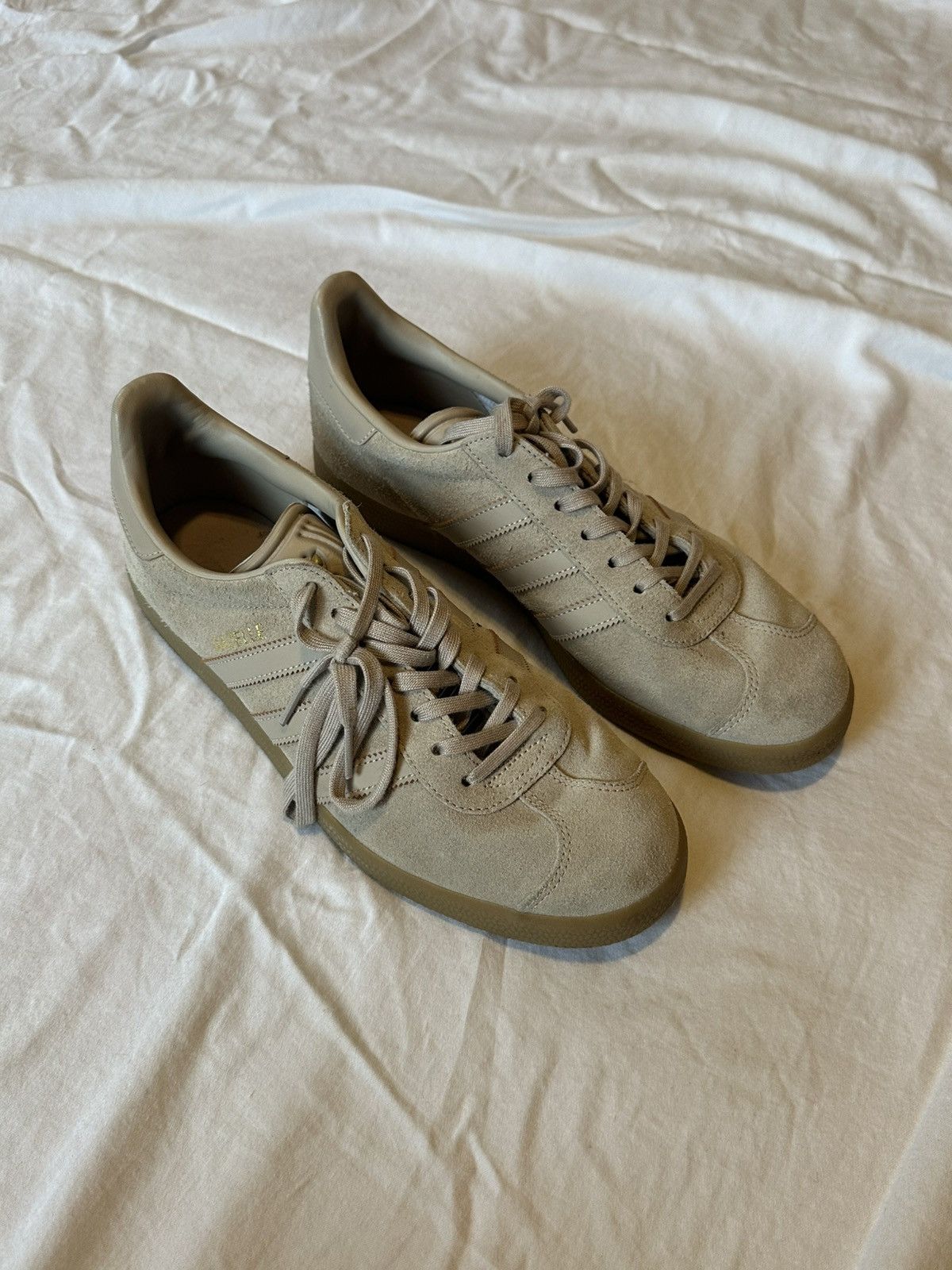 Adidas Clay / Tan Gazelles Size US 9 / EU 42 - 1 Thumbnail