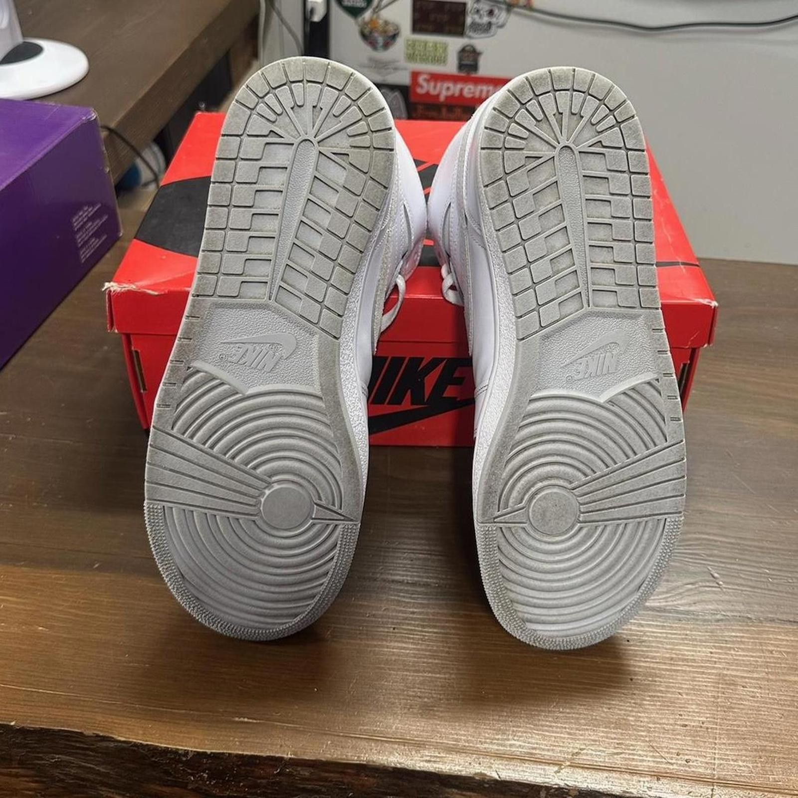 Nike Nike Neutral Grey Jordan 1 High Size US 11 / EU 44 - 6 Thumbnail