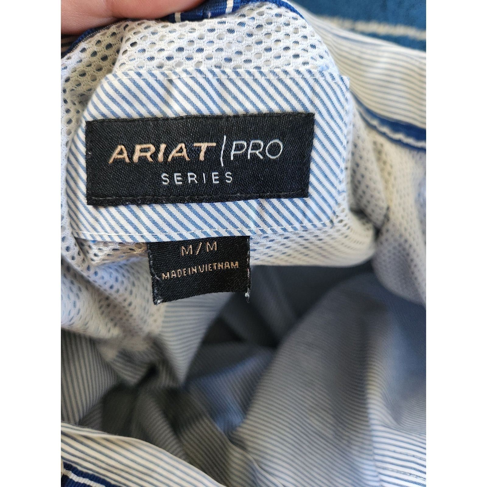Ariat Ariat Pro Series Classic Fit Striped Shirt-Medium Size US M / EU 48-50 / 2 - 7 Thumbnail
