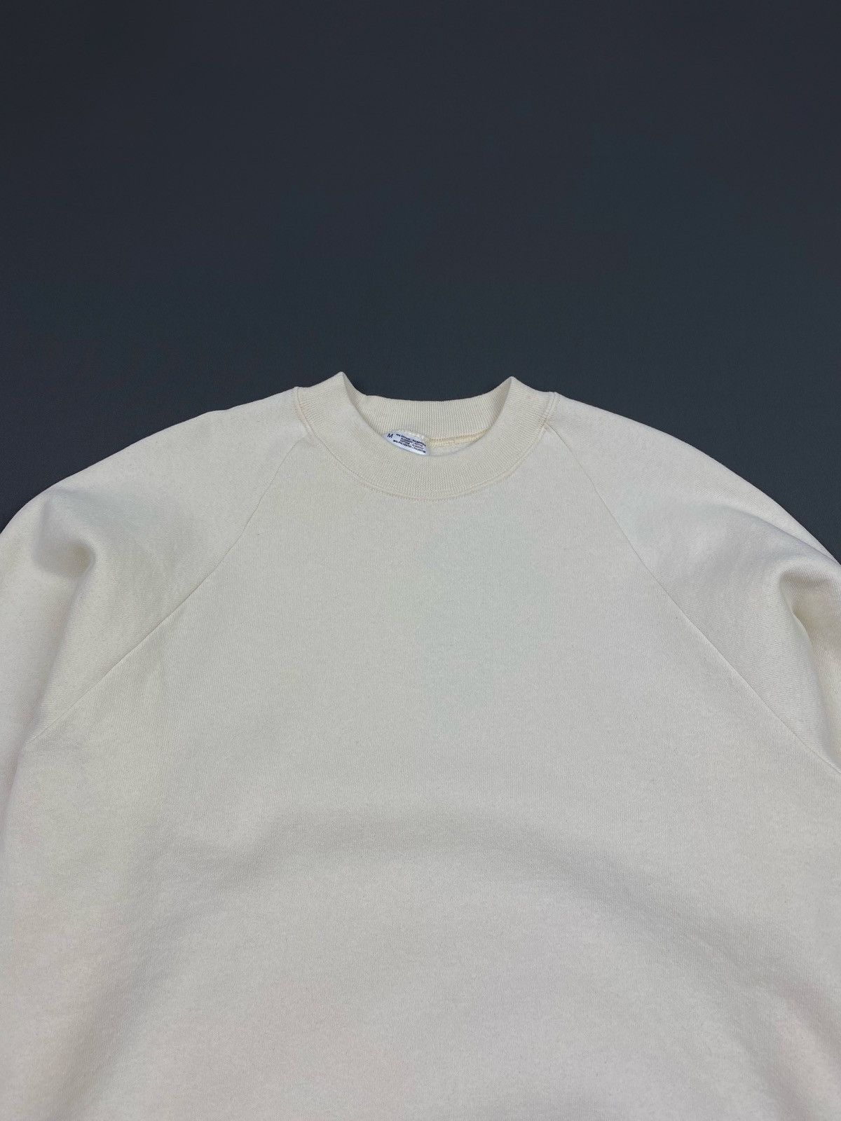 Vintage 1990’s Vintage Screen Stars Cream Basic Boxy Sweatshirt Size US M / EU 48-50 / 2 - 5 Thumbnail