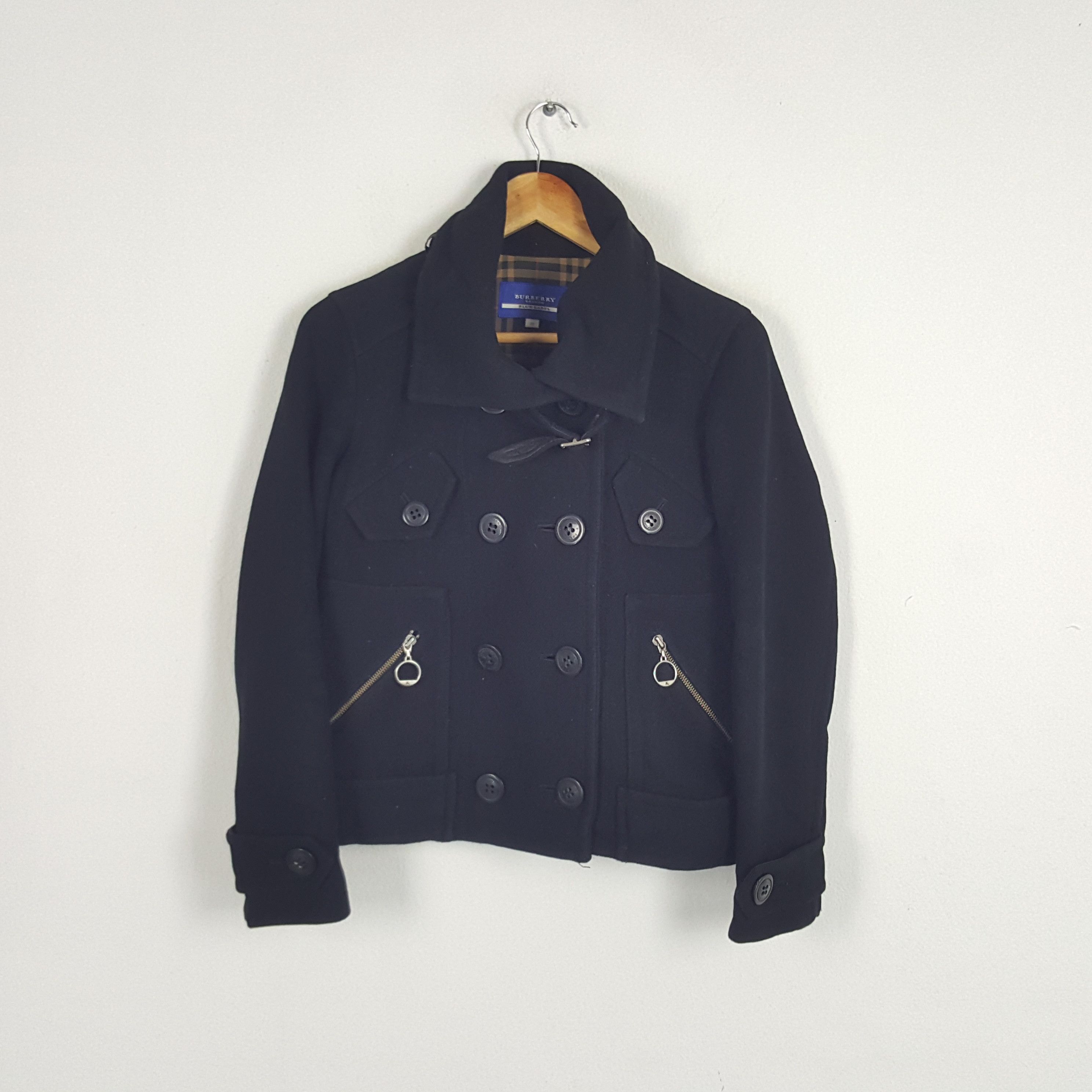 Burberry × Japanese Brand × Vintage Vintage Burberry Blue Label Nova Check Multi Pocket Jacket Size XS / US 0-2 / IT 36-38 - 3 Thumbnail