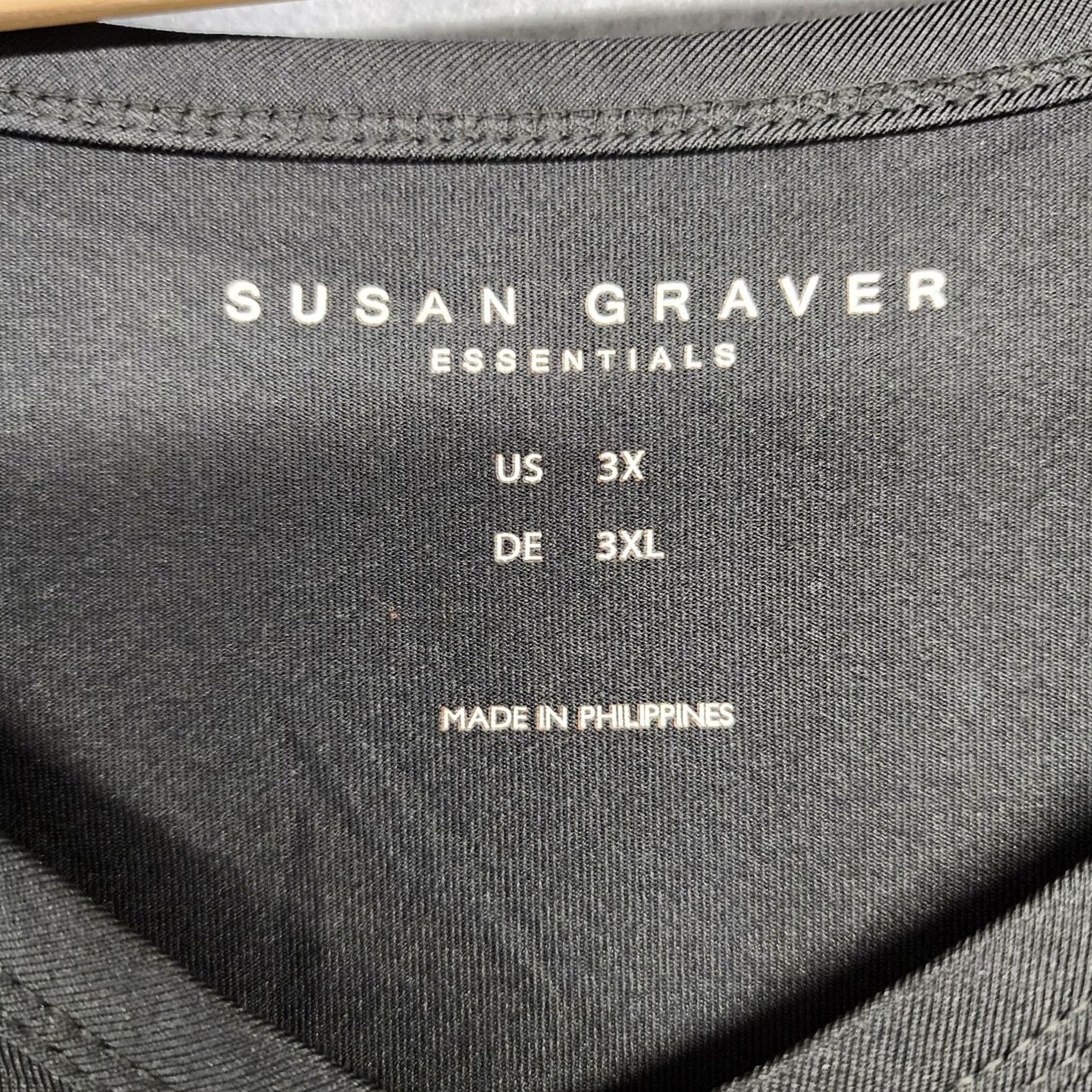 Vintage Susan Graver Essentials Tank Top Womens 3X Tank Plus Black Sleeveless Satin Silky Stretch Liqui d Knit (Liquid Knit) Pullover Machine Washable Basic Size XXL / US 16-18 / IT 52-54 - 3 Thumbnail