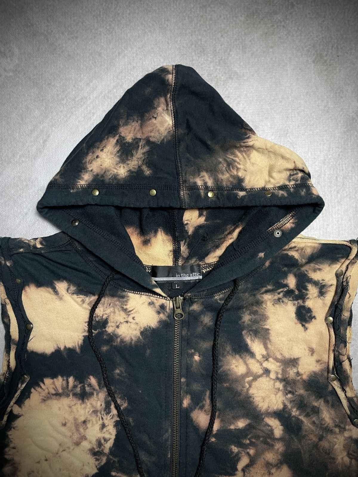 In The Attic 2000’s In The Attic - Unfinished Smoke Studded Hooded Vest Size US M / EU 48-50 / 2 - 2 Thumbnail