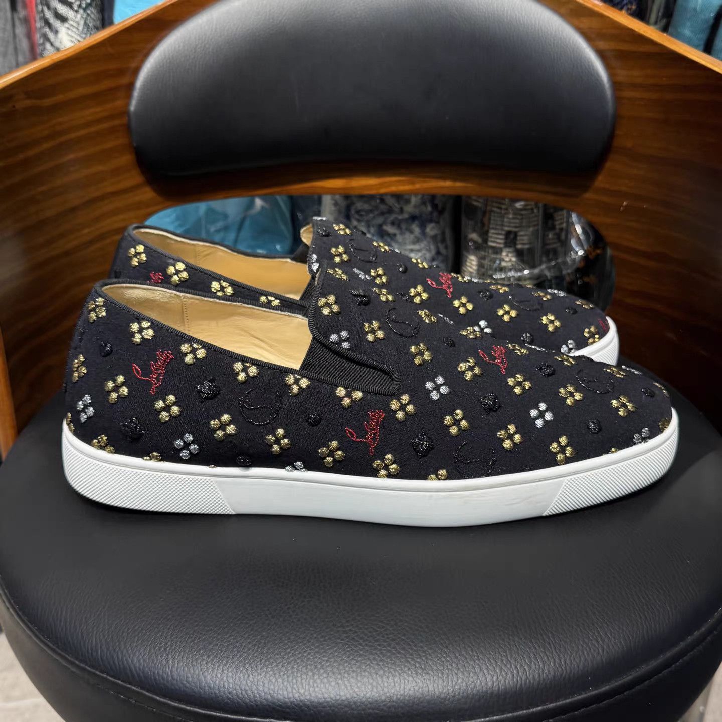 Christian Louboutin Christian Louboutin Monogram Red Sole Slip-On K15 Size US 11 / EU 44 - 4 Thumbnail